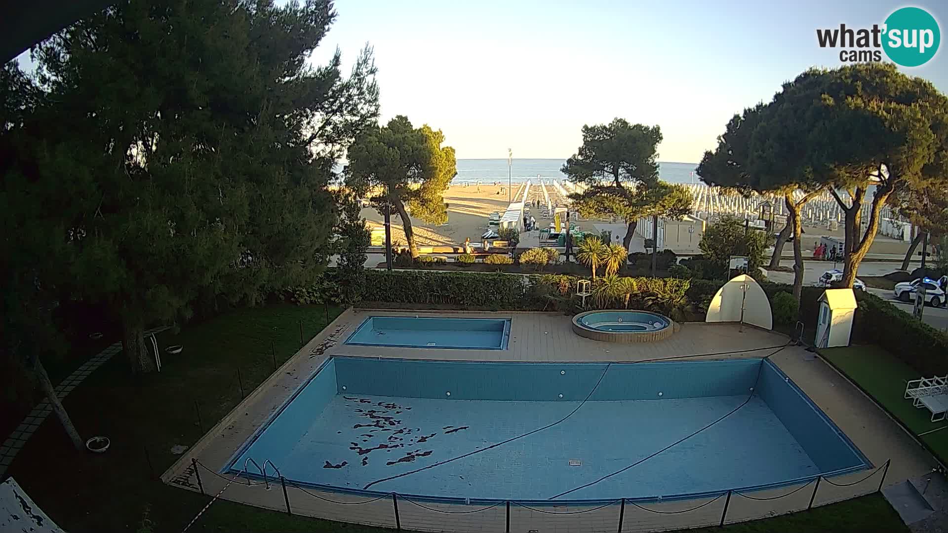 Spletna kamera Lignano Hotel Atlantic – Plaža Lignano Sabbiadoro