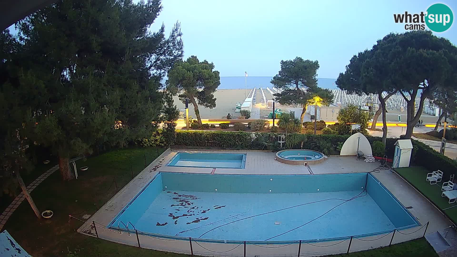 Lignano webcam Hotel Atlantic | Spiaggia Lignano Sabbiadoro
