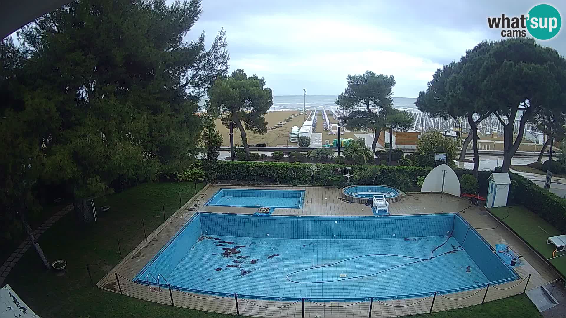Lignano webcam Hotel Atlantic | Spiaggia Lignano Sabbiadoro