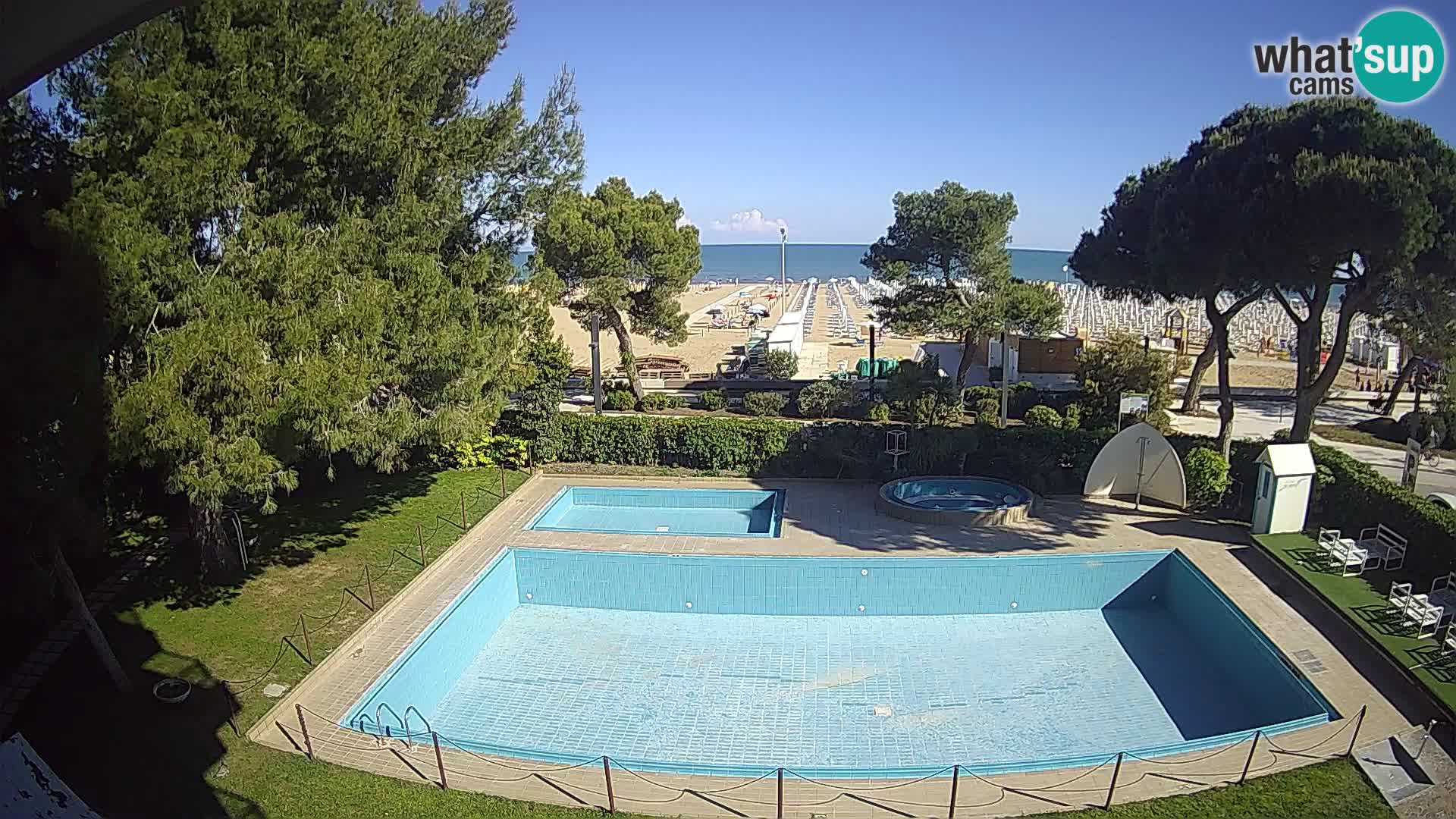 Web kamera Lignano Hotel Atlantic – Plaža Sabbiadoro