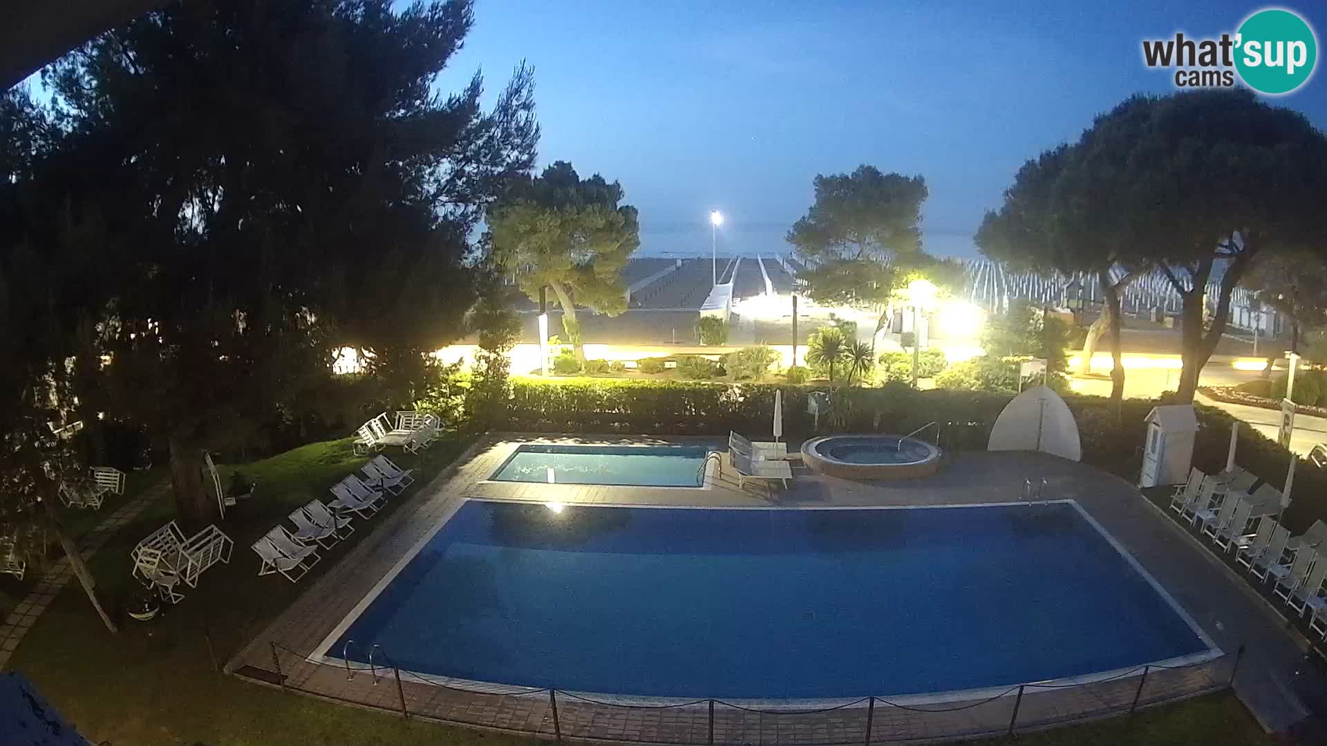 Web kamera Lignano Hotel Atlantic – Plaža Sabbiadoro