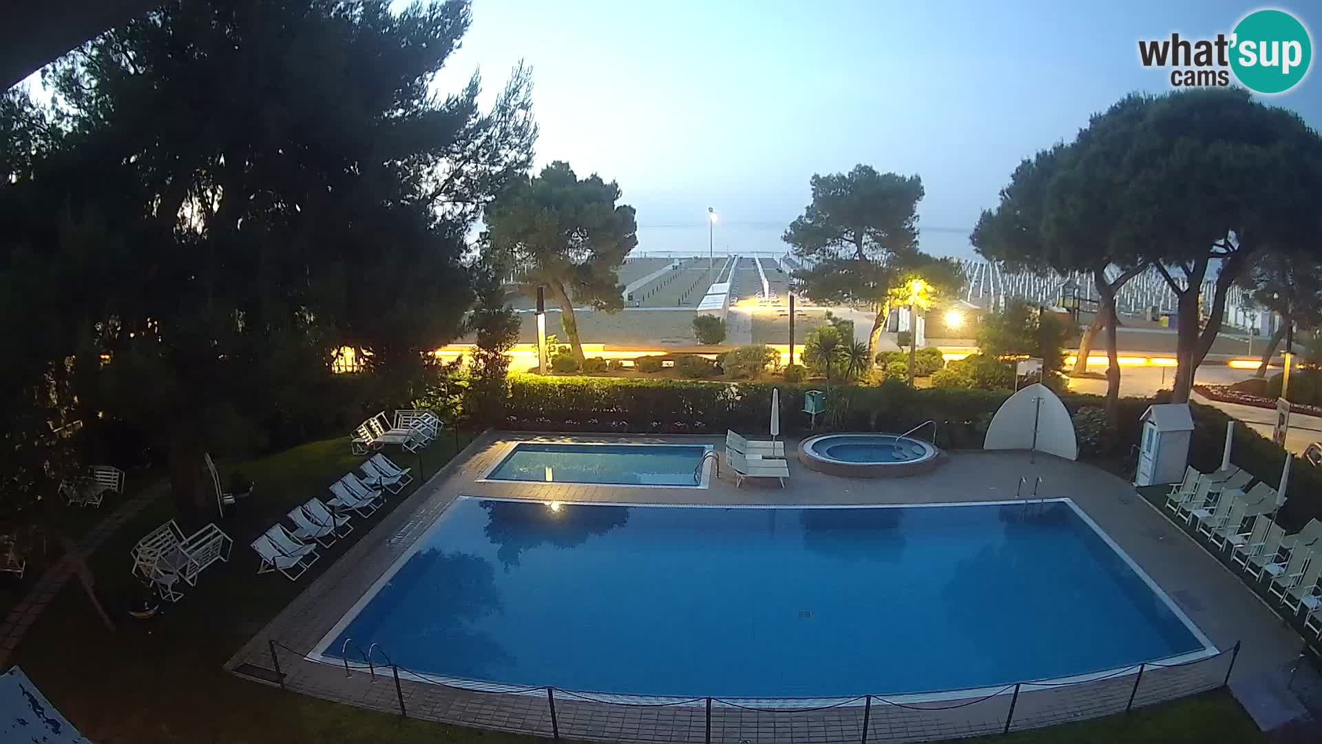 Spletna kamera Lignano Hotel Atlantic – Plaža Lignano Sabbiadoro