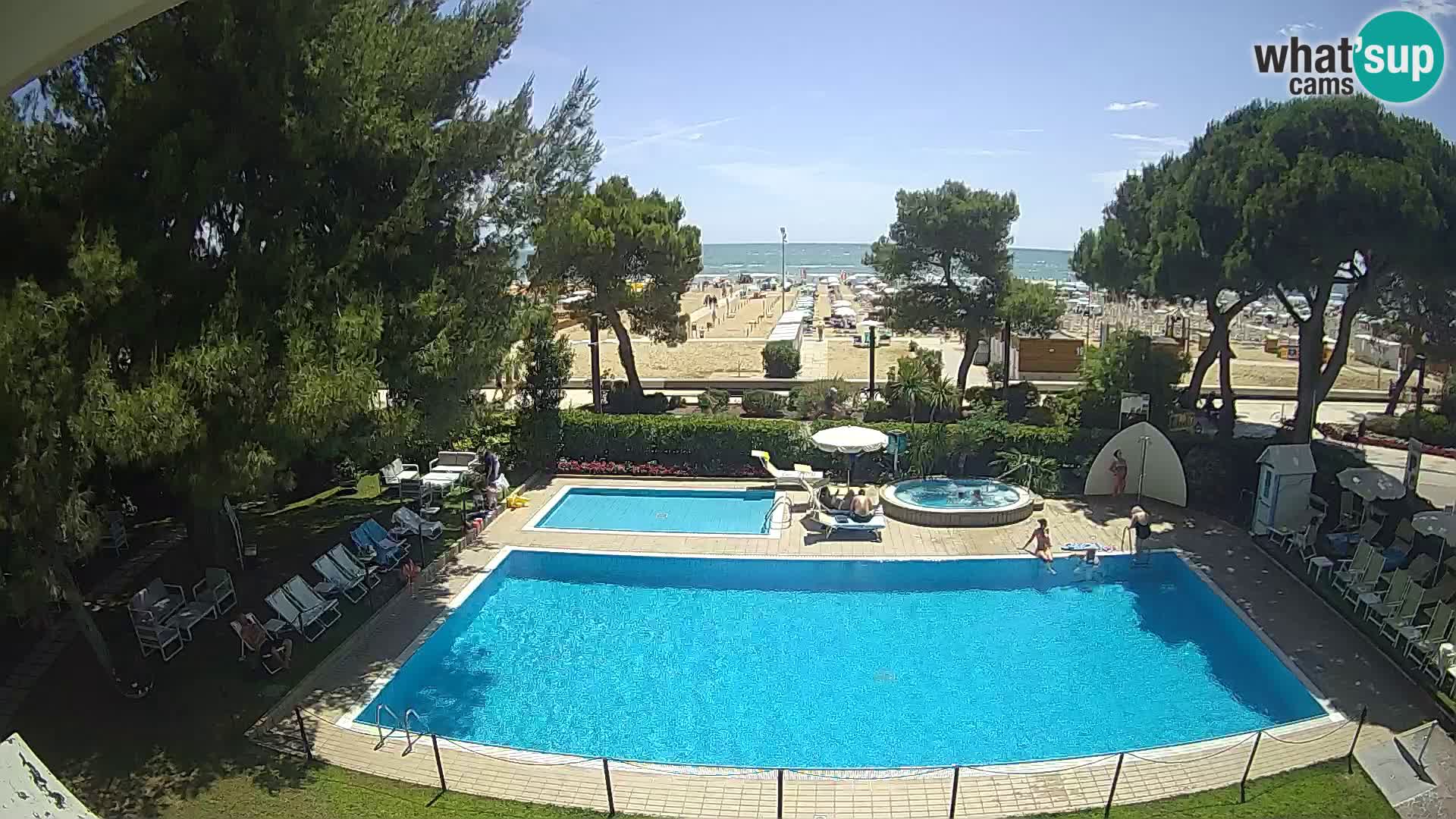 Spletna kamera Lignano Hotel Atlantic – Plaža Lignano Sabbiadoro