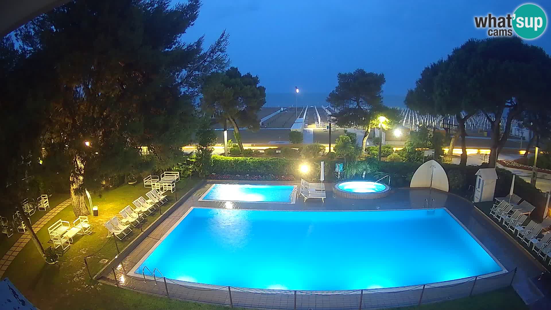Lignano webcam Hotel Atlantic | Spiaggia Lignano Sabbiadoro