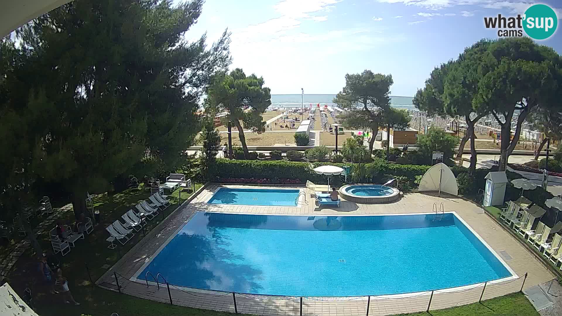 Web kamera Lignano Hotel Atlantic – Plaža Sabbiadoro
