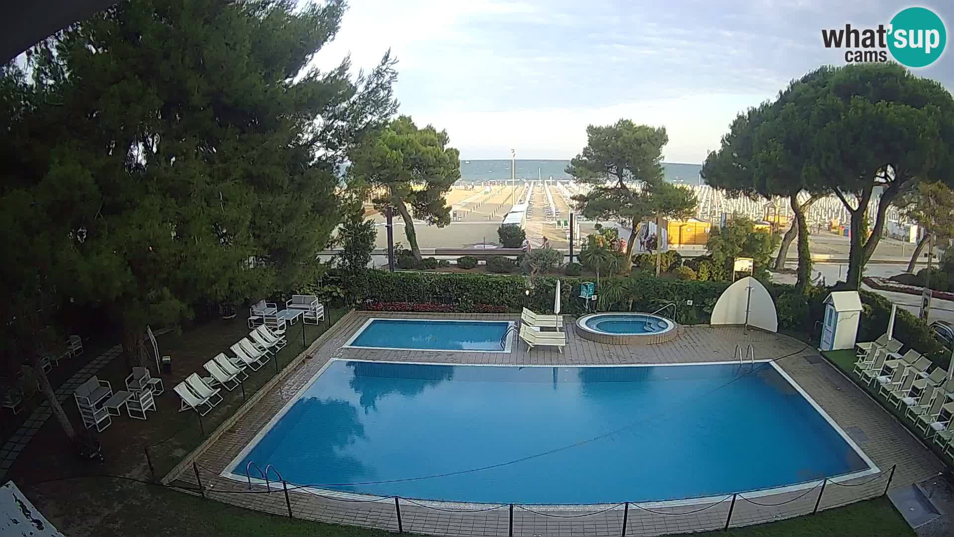 Lignano webcam Hotel Atlantic | Spiaggia Lignano Sabbiadoro