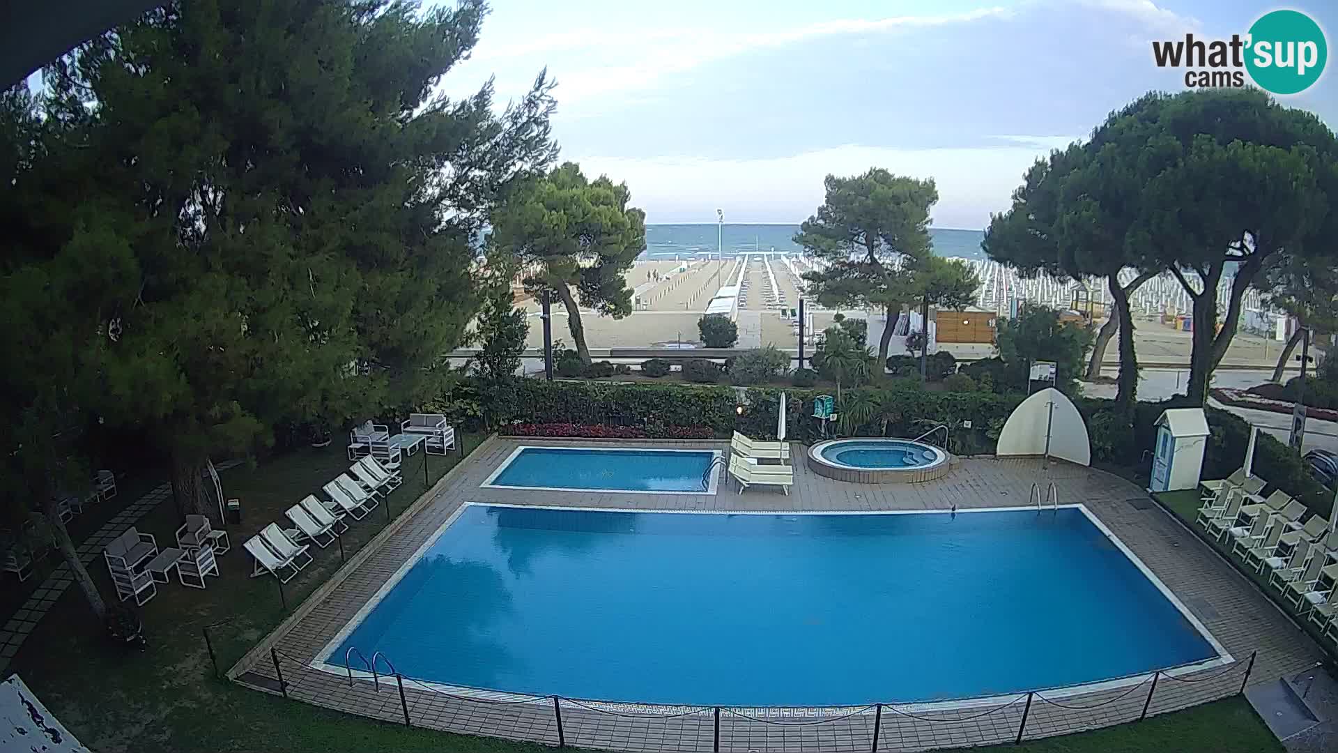 Spletna kamera Lignano Hotel Atlantic – Plaža Lignano Sabbiadoro
