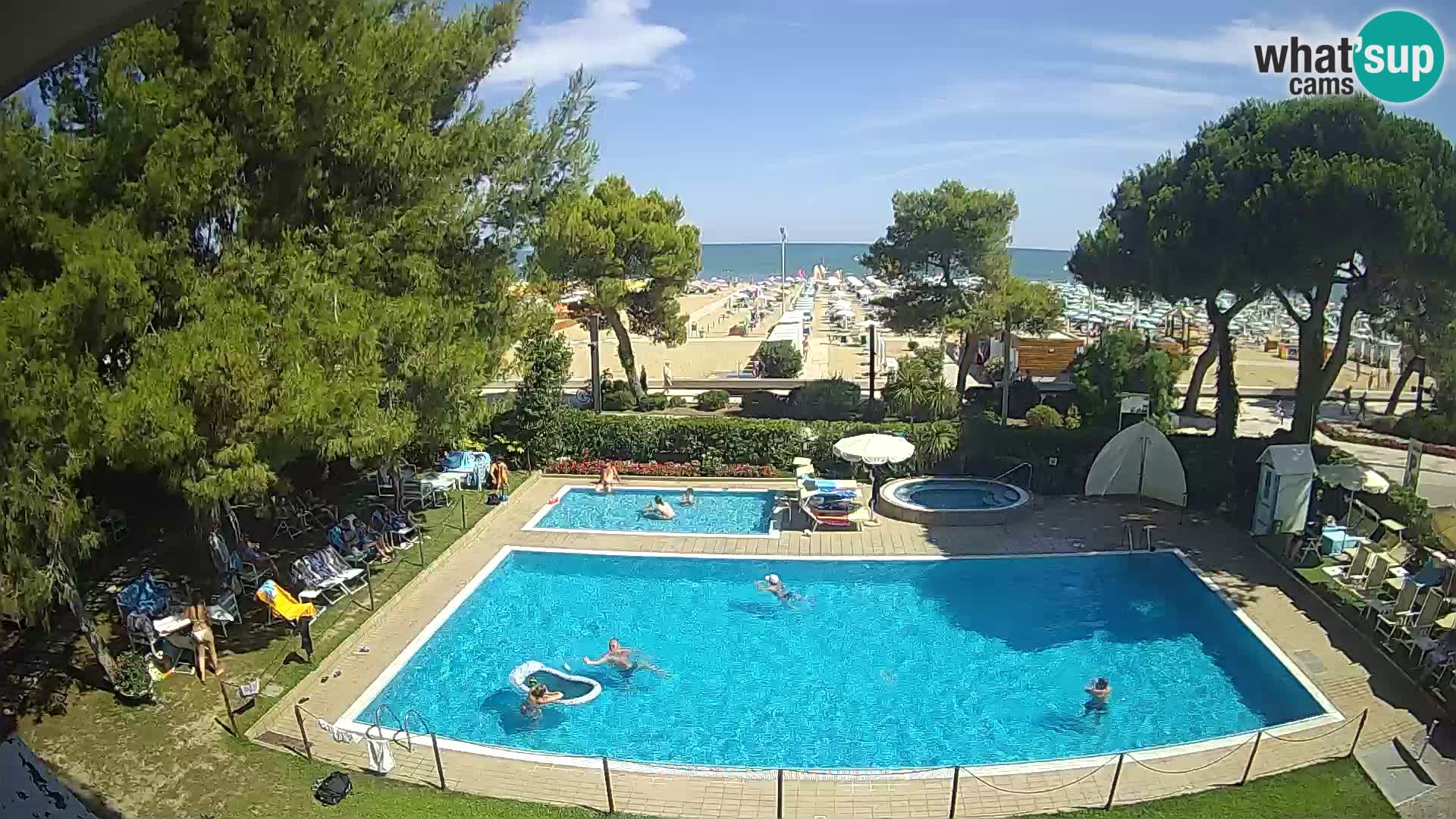 Web kamera Lignano Hotel Atlantic – Plaža Sabbiadoro