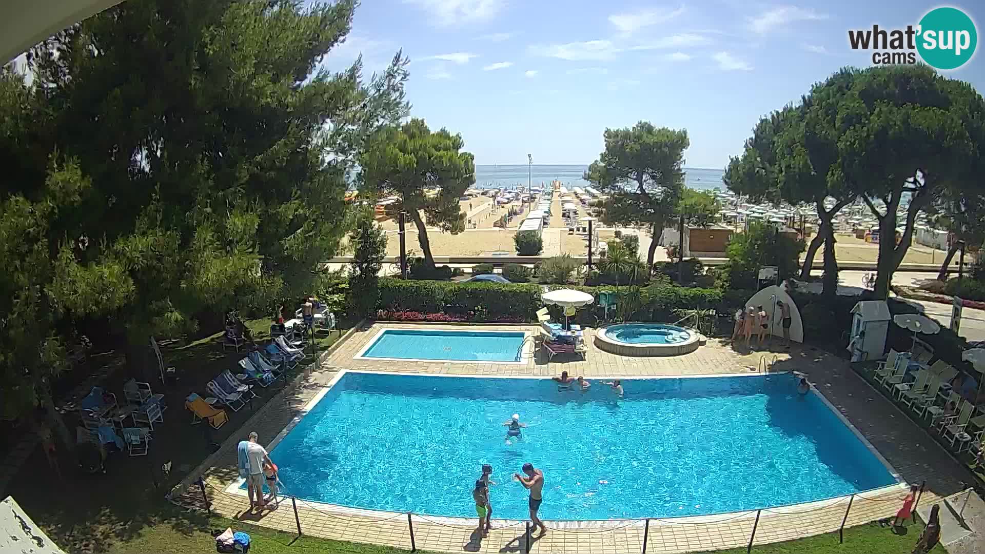 Web kamera Lignano Hotel Atlantic – Plaža Sabbiadoro