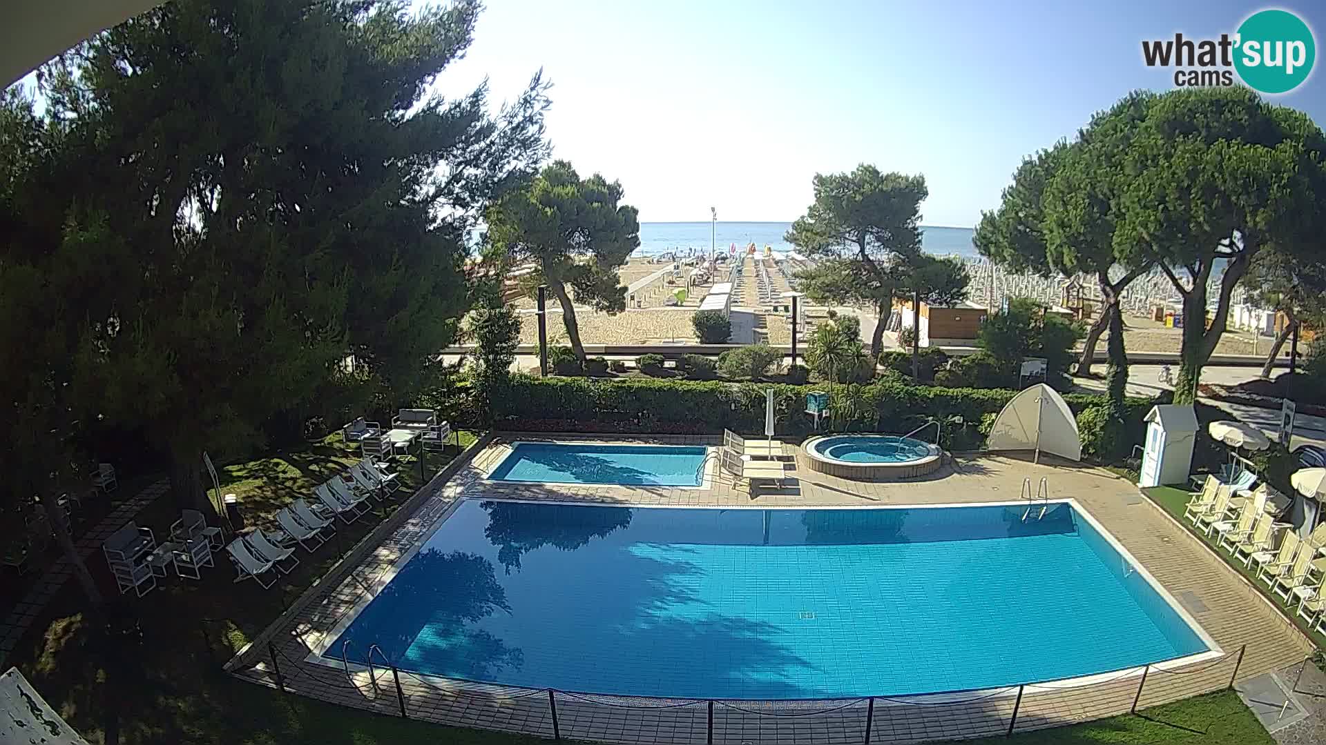 Spletna kamera Lignano Hotel Atlantic – Plaža Lignano Sabbiadoro