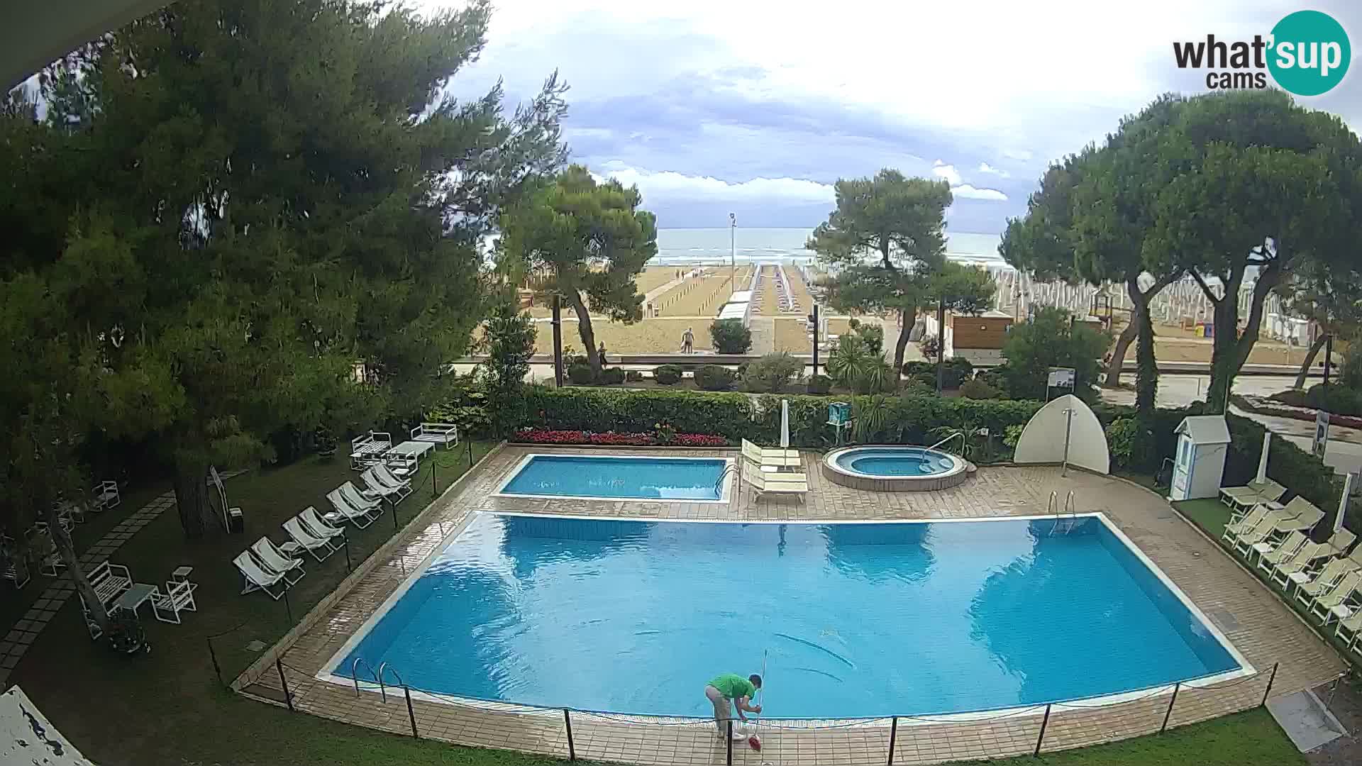 Spletna kamera Lignano Hotel Atlantic – Plaža Lignano Sabbiadoro
