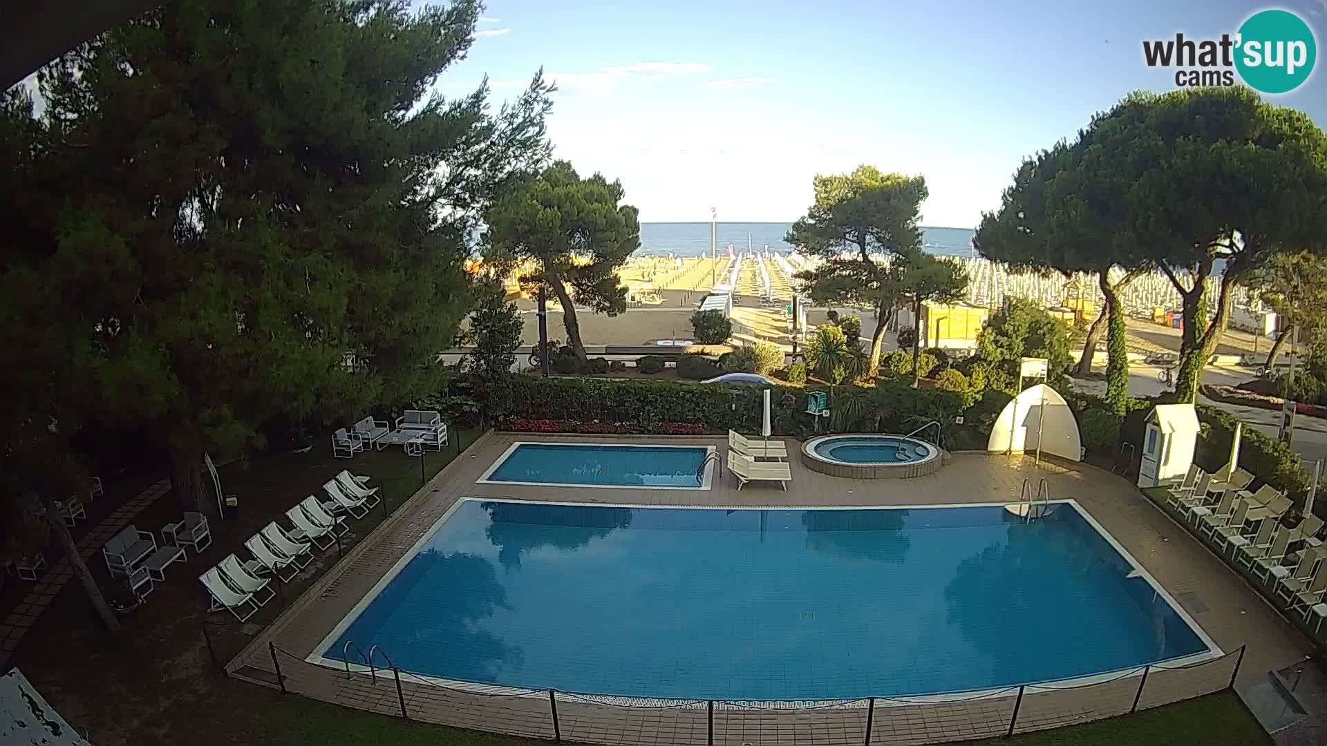Spletna kamera Lignano Hotel Atlantic – Plaža Lignano Sabbiadoro