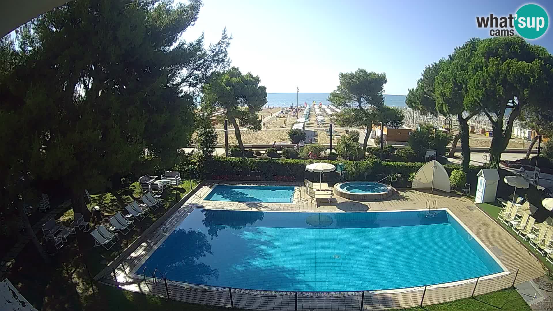 Web kamera Lignano Hotel Atlantic – Plaža Sabbiadoro