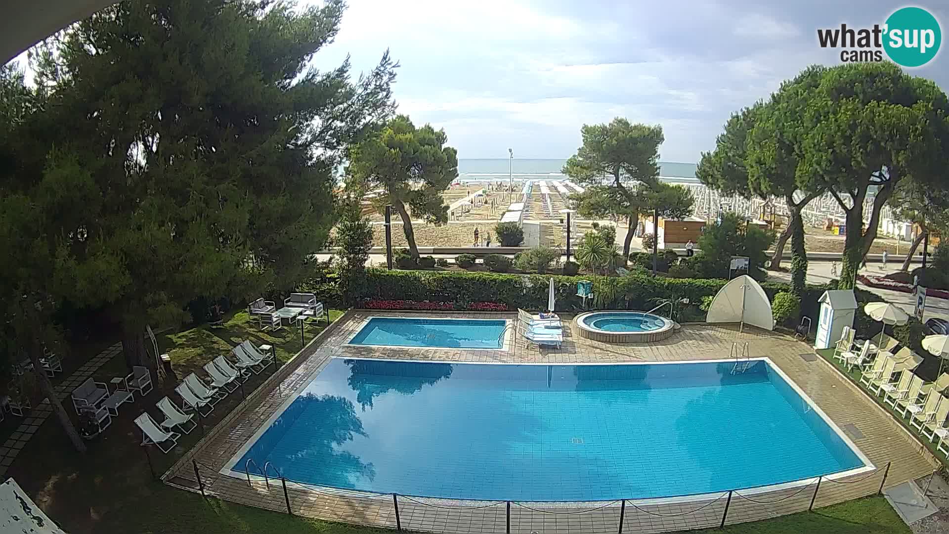 Lignano webcam Hotel Atlantic | Spiaggia Lignano Sabbiadoro