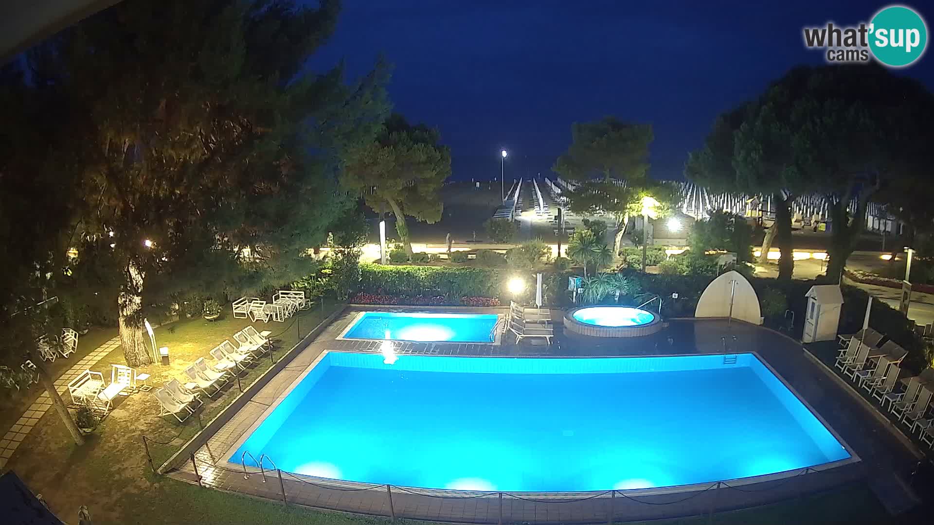 Lignano webcam Hotel Atlantic | Spiaggia Lignano Sabbiadoro