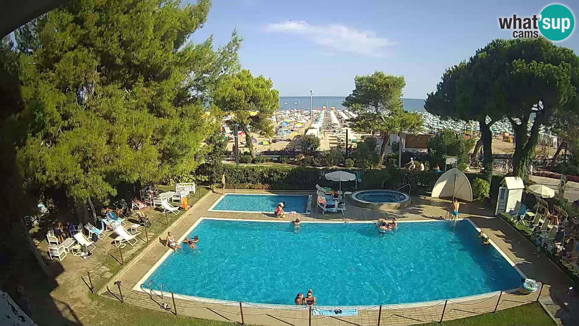 Spletna kamera Lignano Hotel Atlantic – Plaža Lignano Sabbiadoro