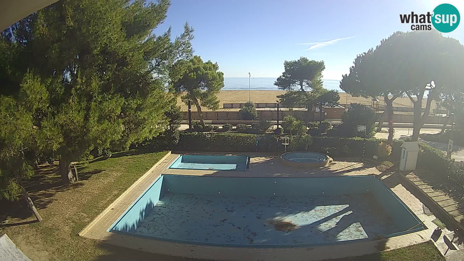 Web kamera Lignano Hotel Atlantic – Plaža Sabbiadoro