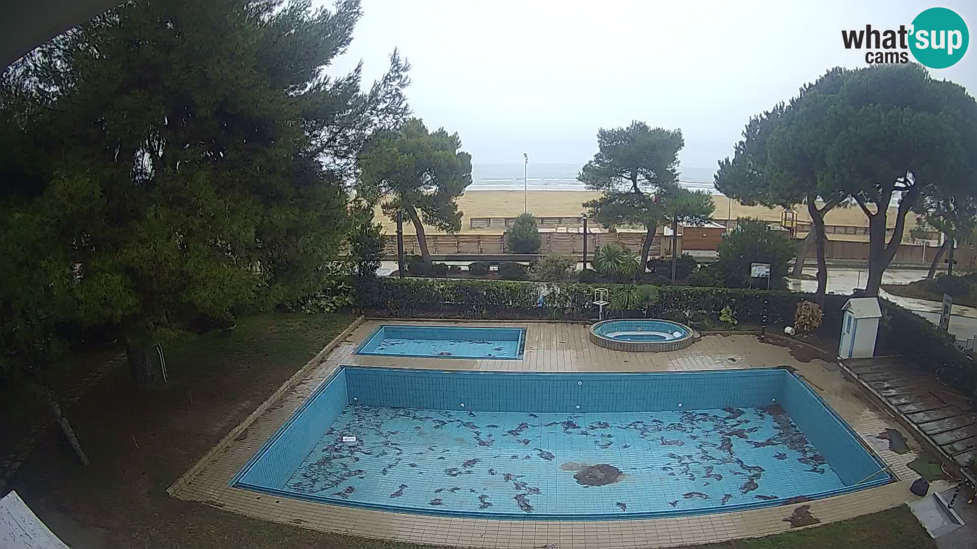 Lignano webcam Hotel Atlantic | Spiaggia Lignano Sabbiadoro