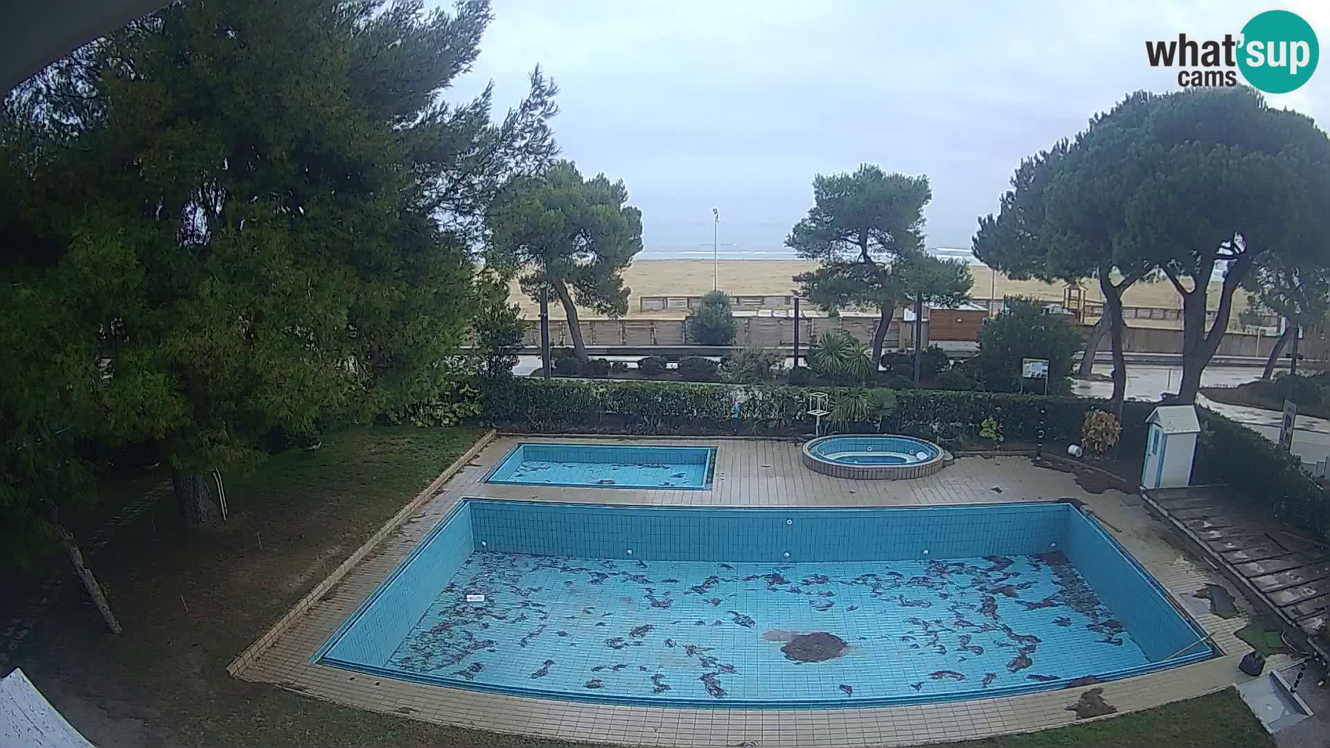 Web kamera Lignano Hotel Atlantic – Plaža Sabbiadoro