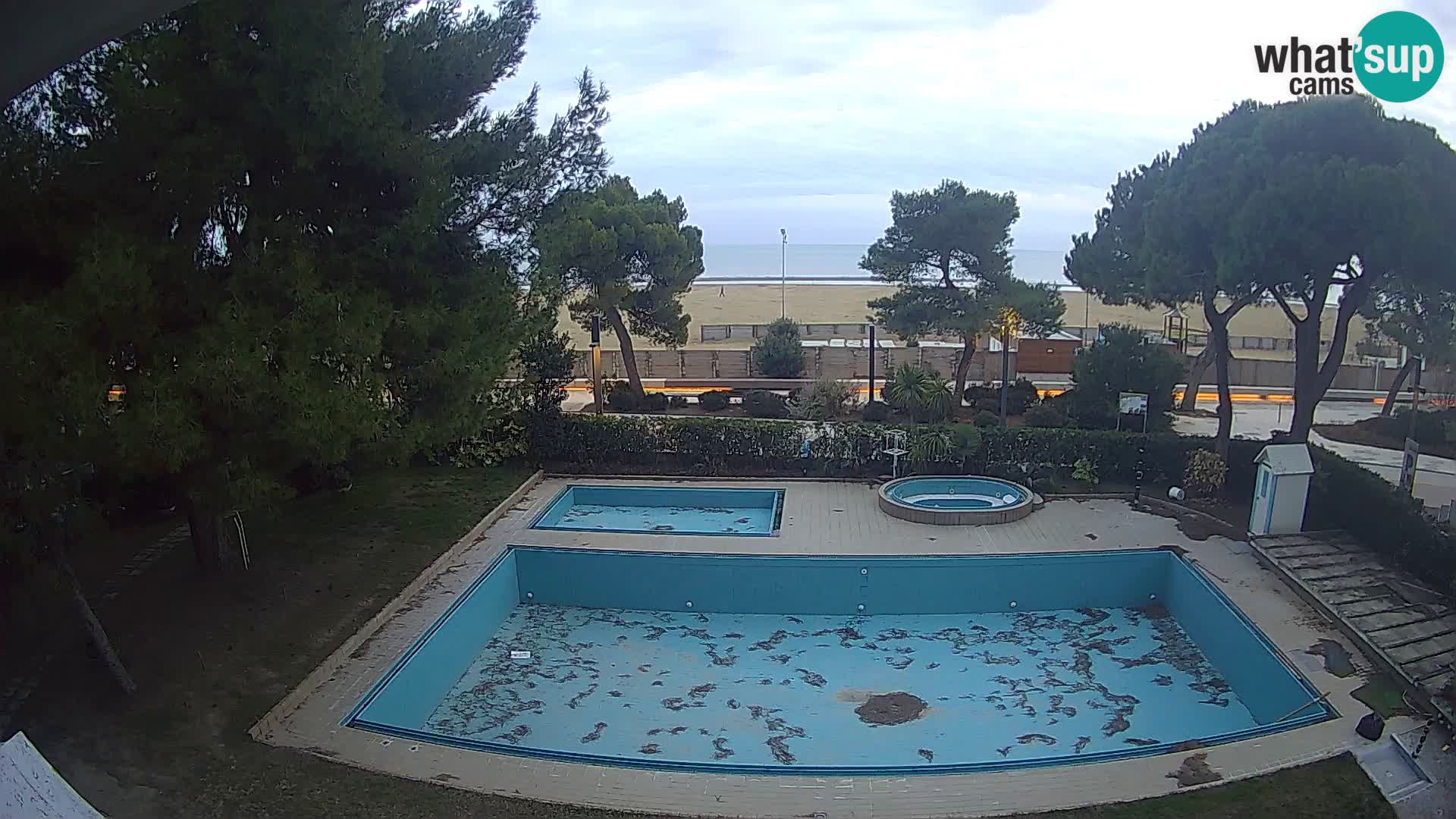 Web kamera Lignano Hotel Atlantic – Plaža Sabbiadoro