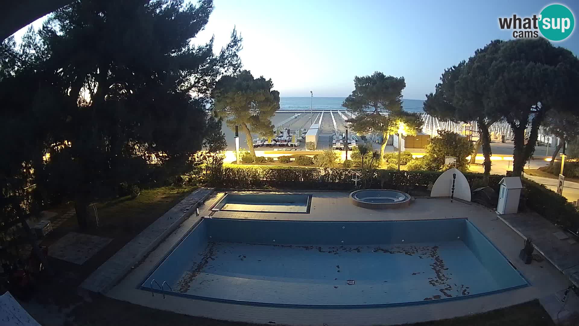 Spletna kamera Lignano Hotel Atlantic – Plaža Lignano Sabbiadoro