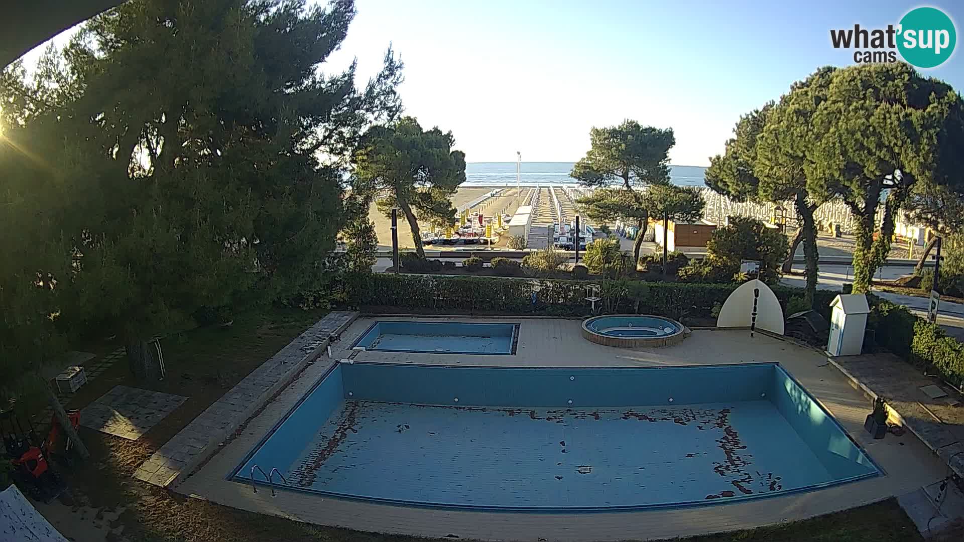 Web kamera Lignano Hotel Atlantic – Plaža Sabbiadoro