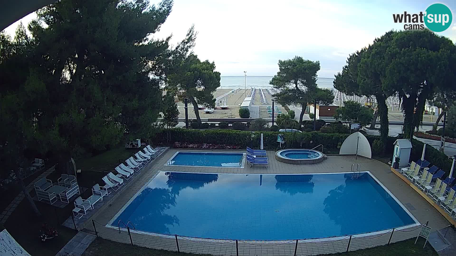Lignano webcam Hotel Atlantic | Spiaggia Lignano Sabbiadoro