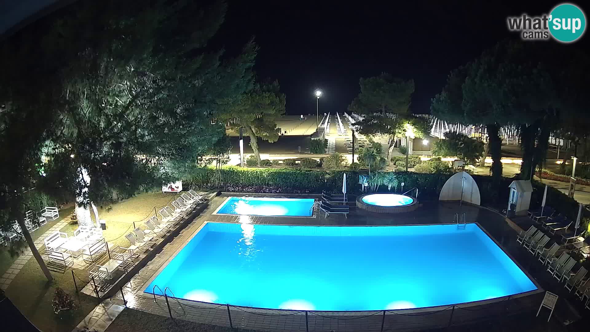 Spletna kamera Lignano Hotel Atlantic – Plaža Lignano Sabbiadoro
