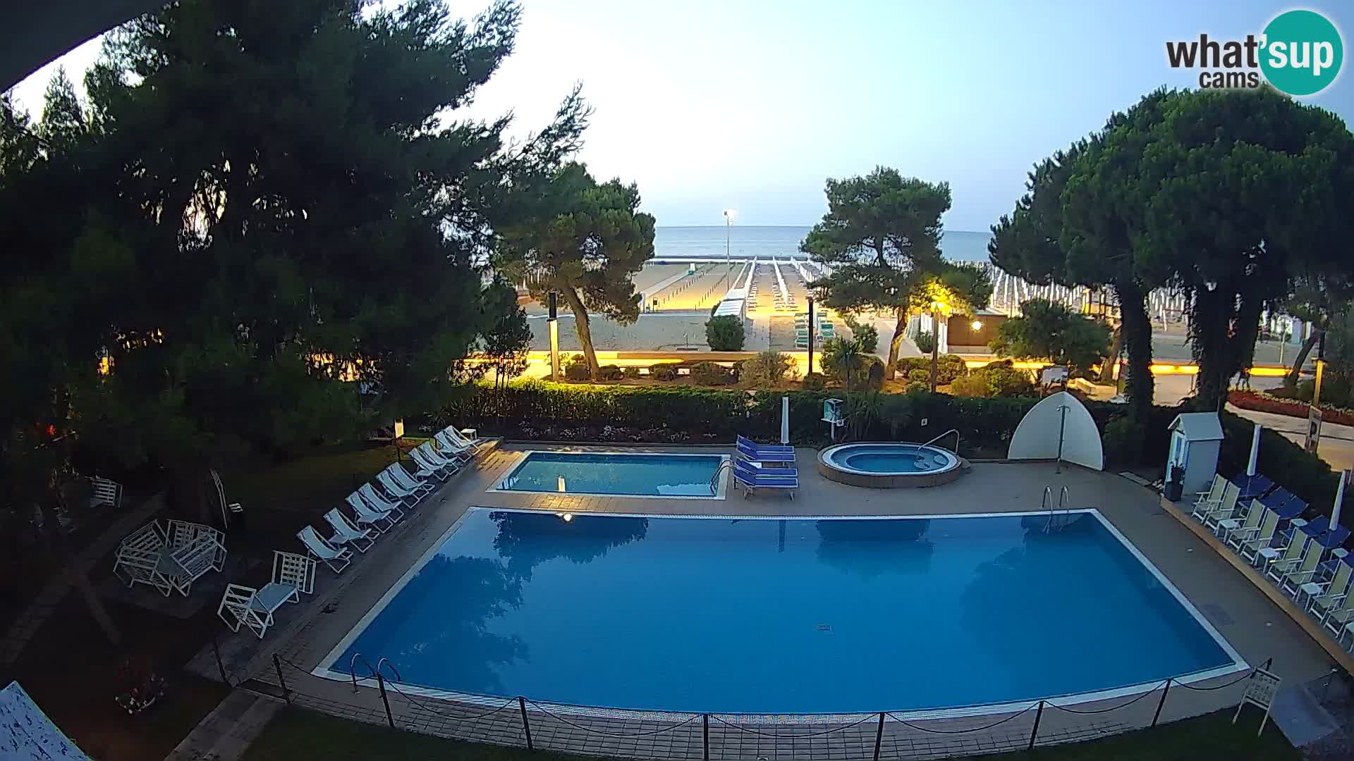 Web kamera Lignano Hotel Atlantic – Plaža Sabbiadoro