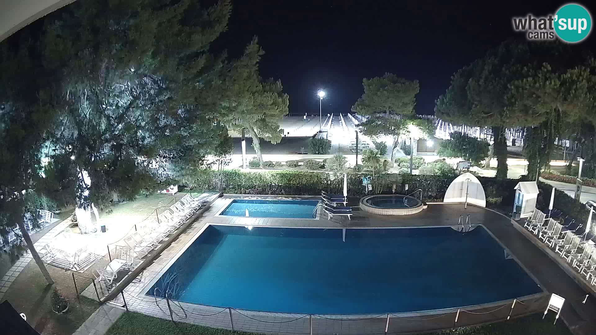 Lignano webcam Hotel Atlantic | Spiaggia Lignano Sabbiadoro