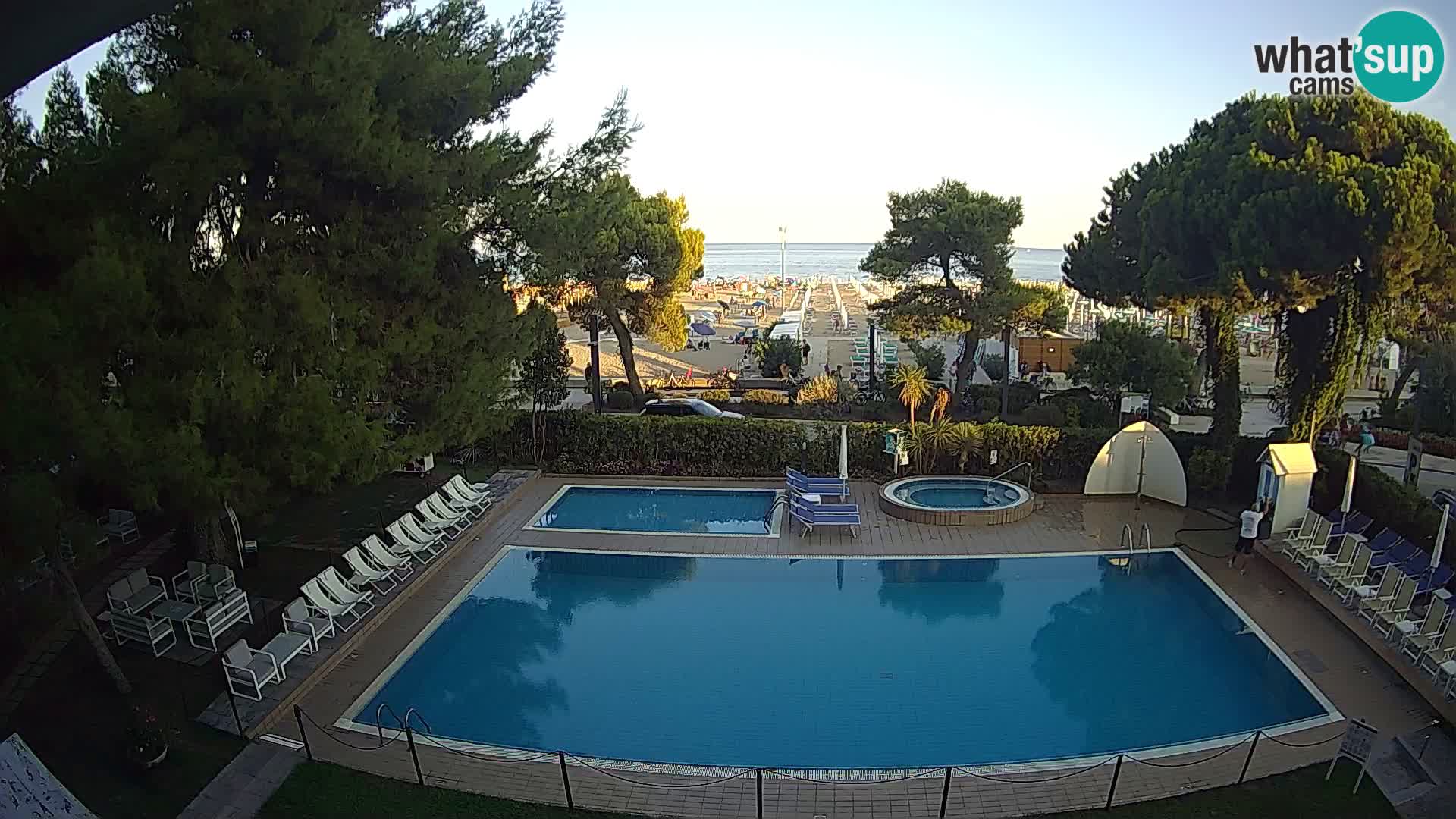 Lignano webcam Hotel Atlantic | Spiaggia Lignano Sabbiadoro