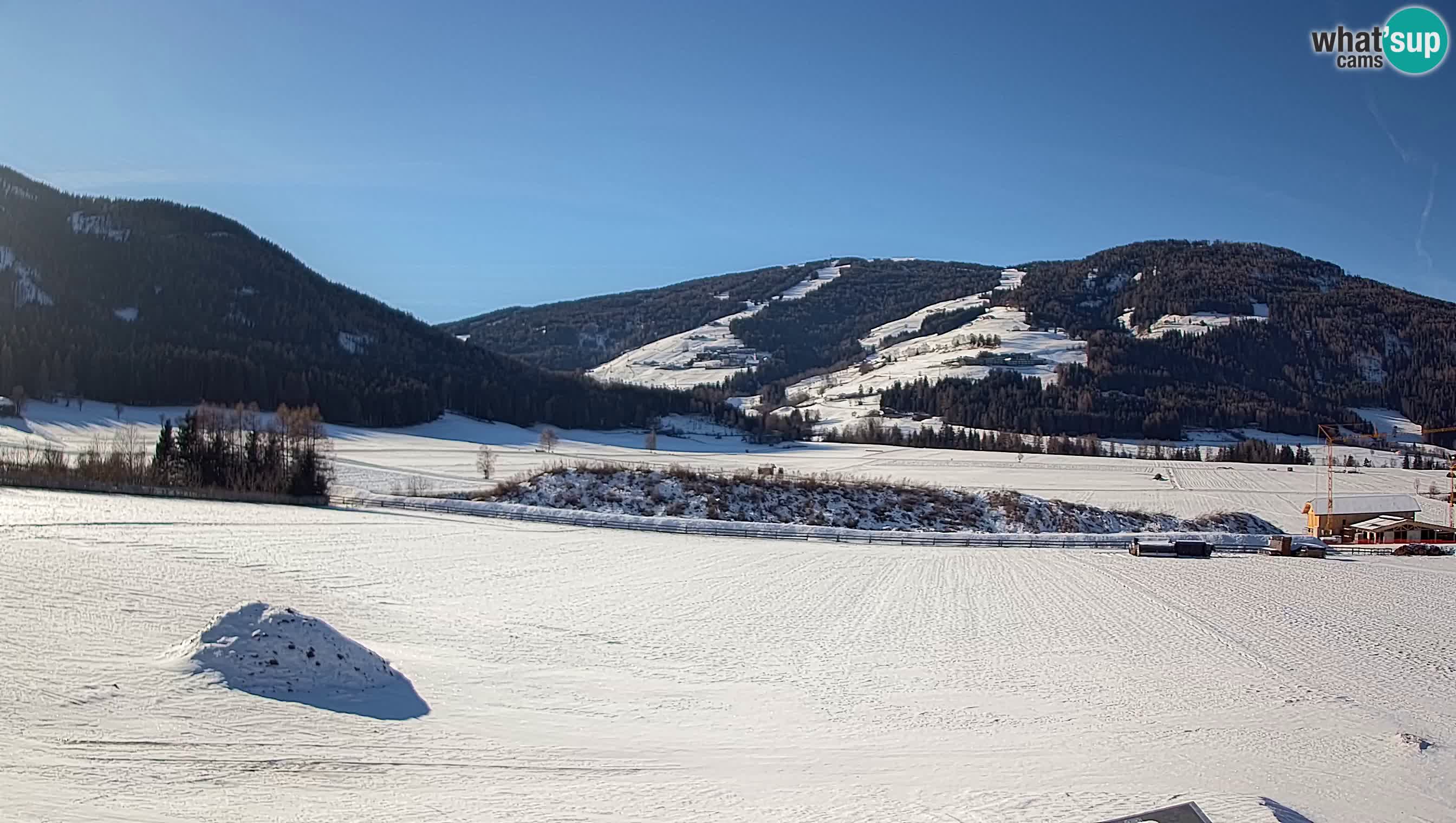 Webkamera Olang | Blick auf den Kronplatz von den Sottla Apartments