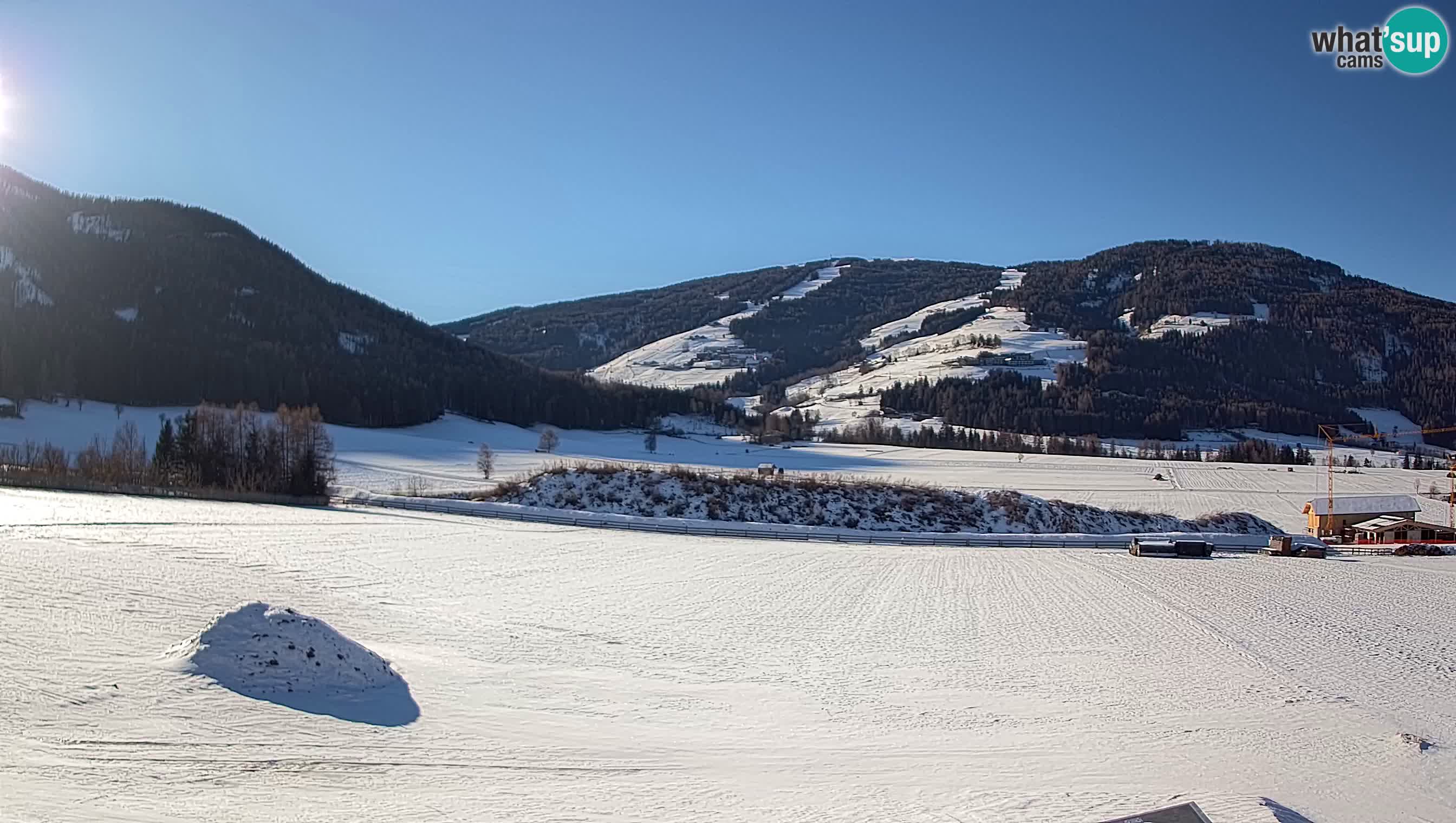 Webkamera Olang | Blick auf den Kronplatz von den Sottla Apartments