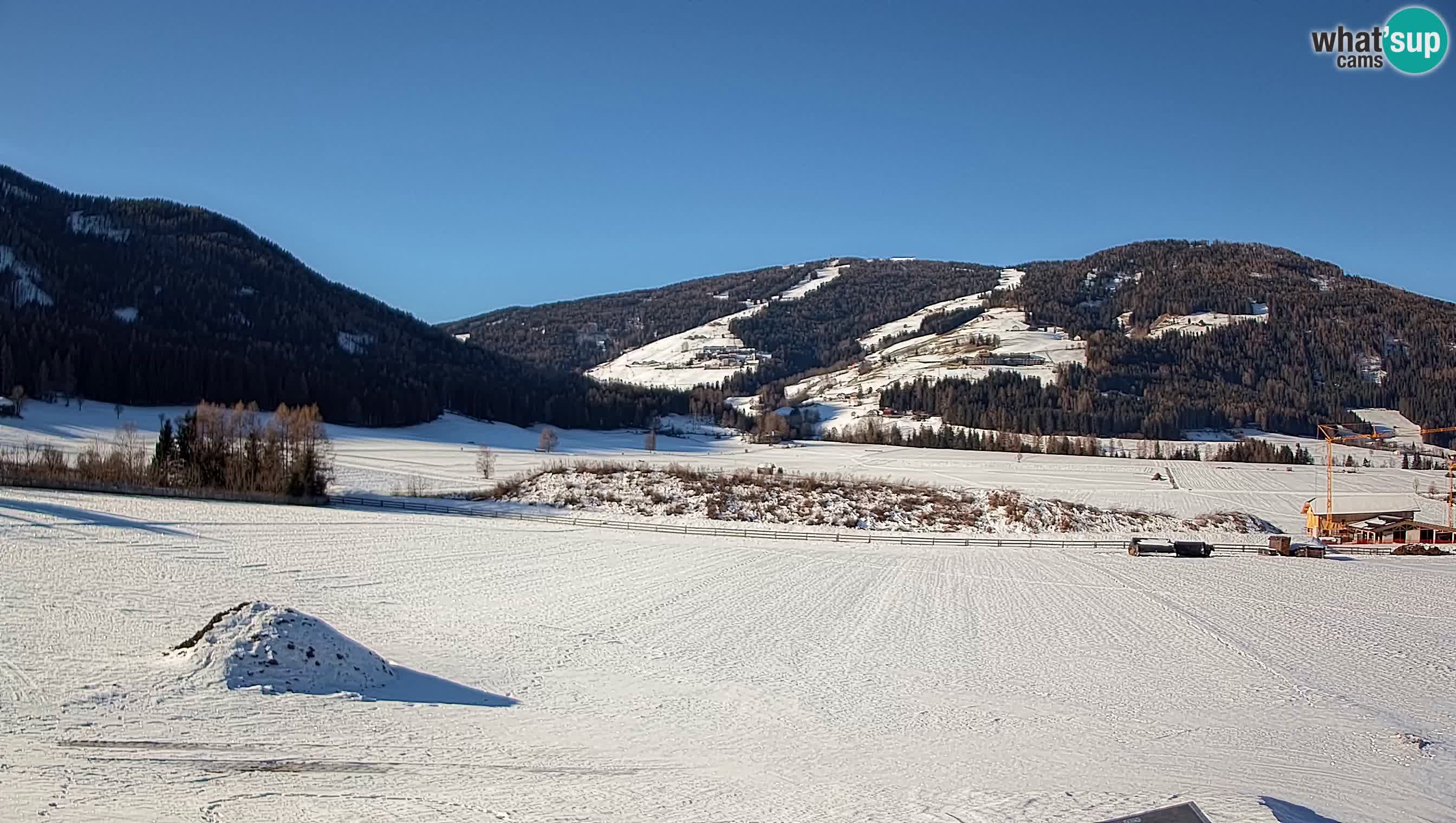 Webkamera Olang | Blick auf den Kronplatz von den Sottla Apartments