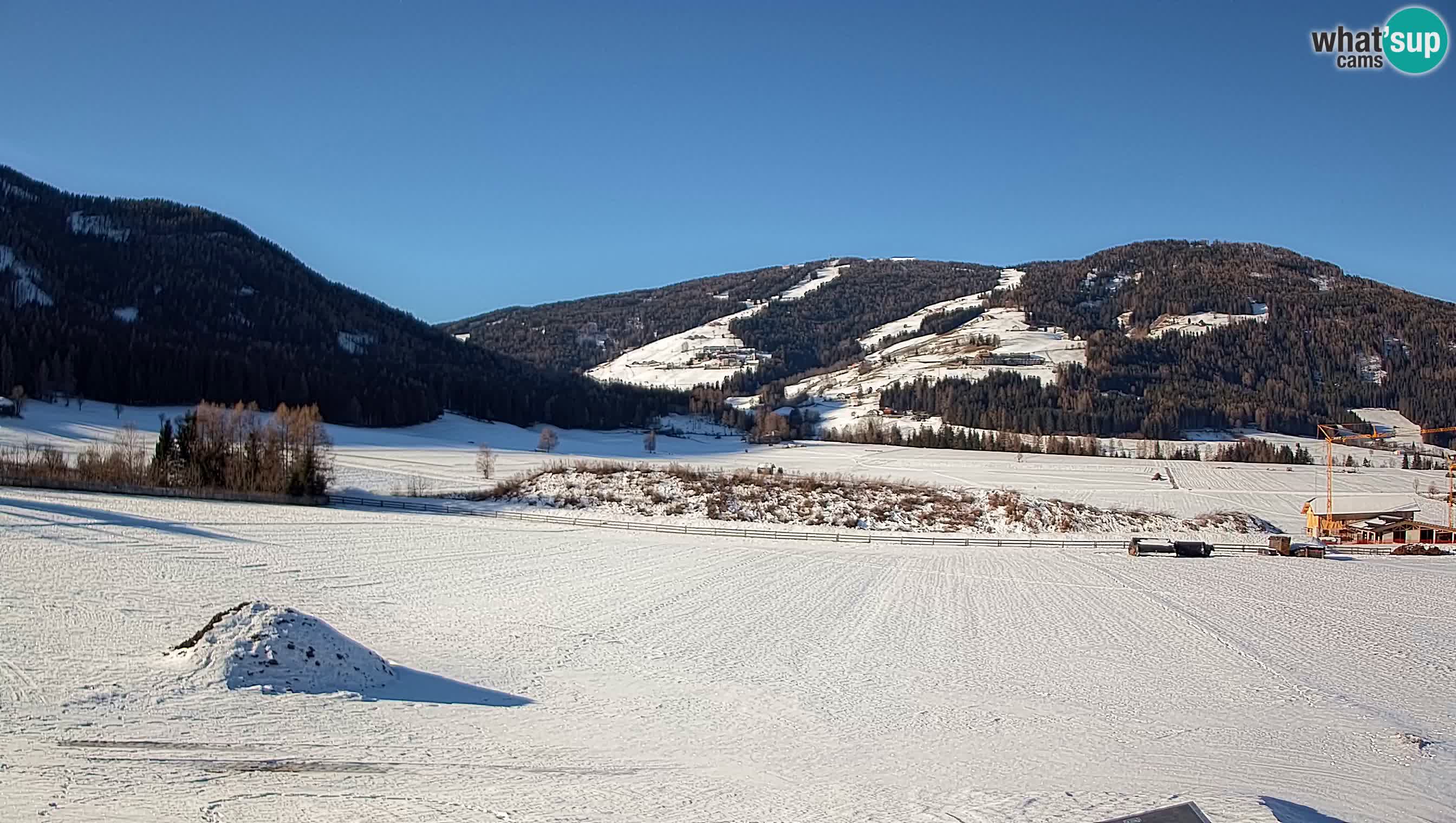 Webkamera Olang | Blick auf den Kronplatz von den Sottla Apartments