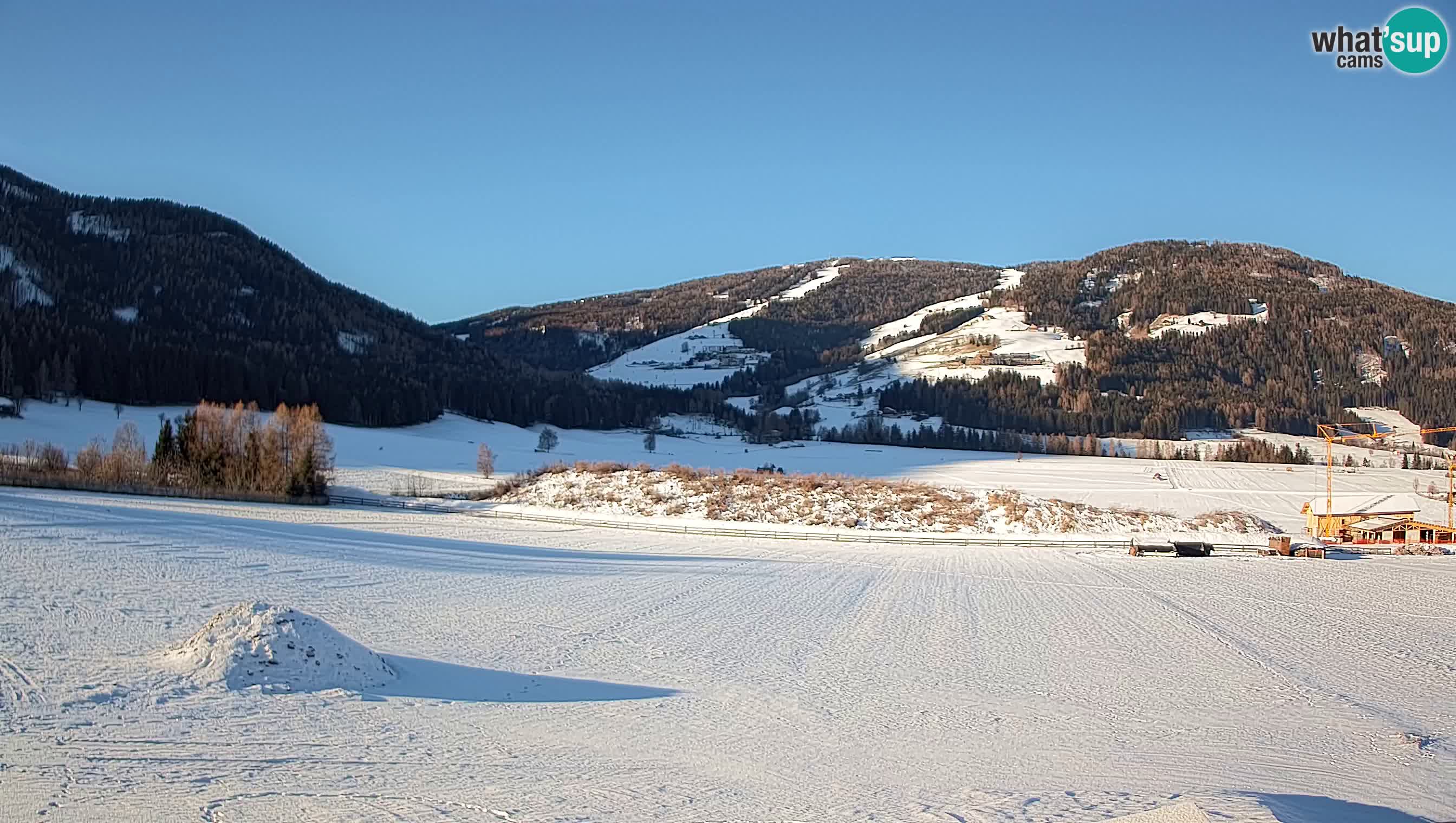 Webkamera Olang | Blick auf den Kronplatz von den Sottla Apartments