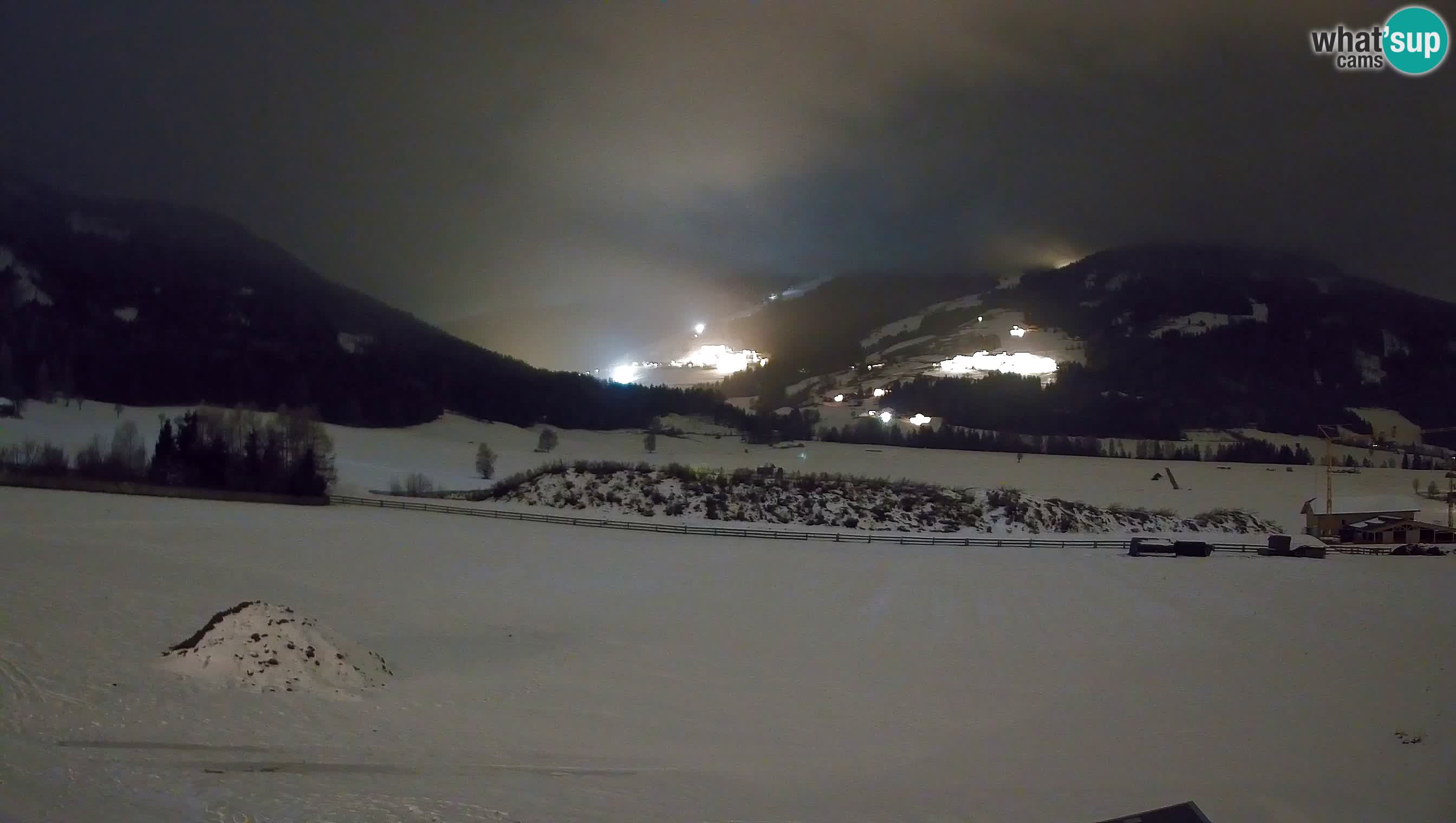 Webkamera Olang | Blick auf den Kronplatz von den Sottla Apartments