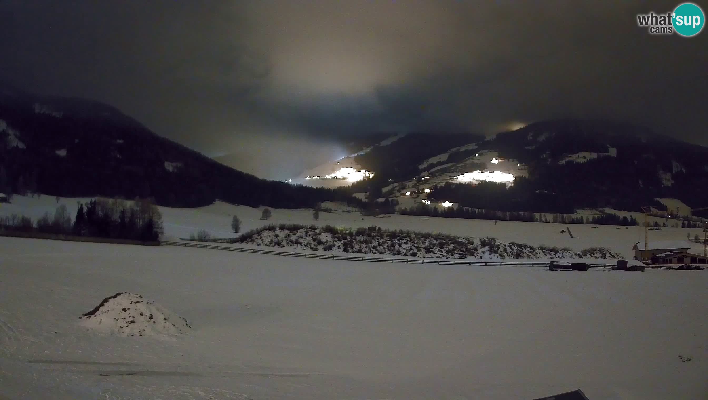 Webkamera Olang | Blick auf den Kronplatz von den Sottla Apartments