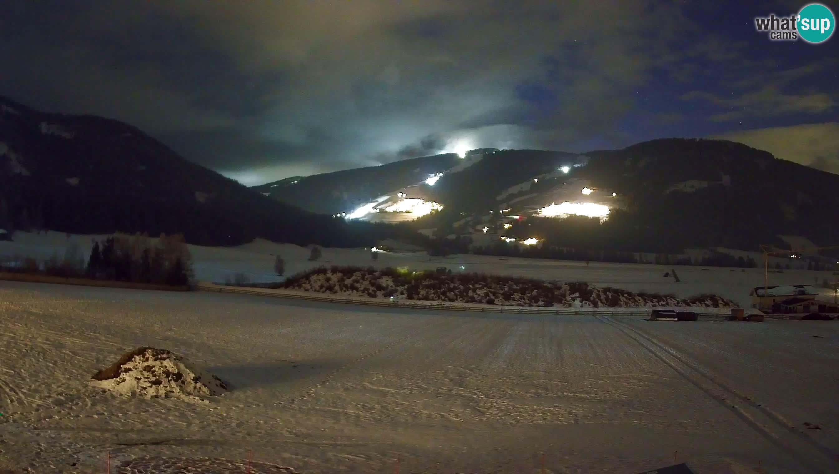 Webkamera Olang | Blick auf den Kronplatz von den Sottla Apartments