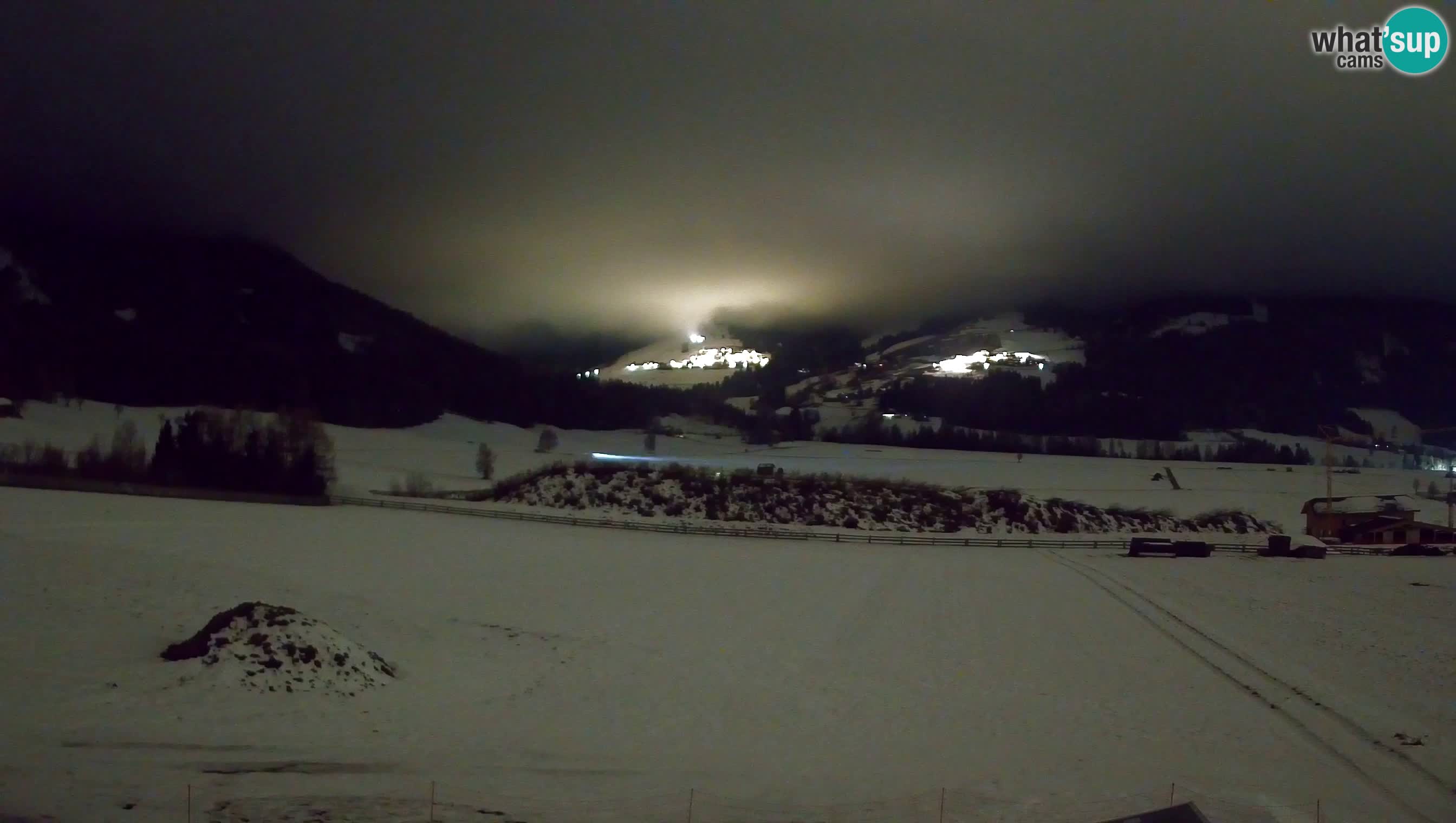 Webkamera Olang | Blick auf den Kronplatz von den Sottla Apartments