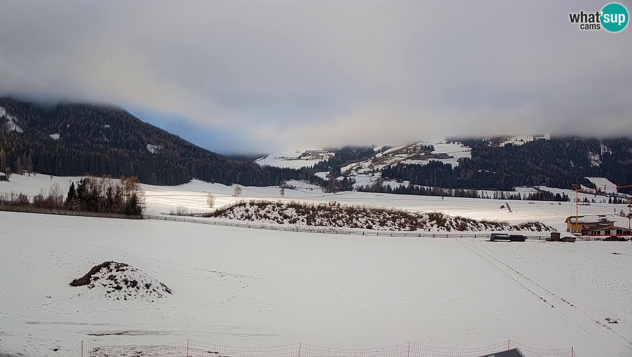 Webkamera Olang | Blick auf den Kronplatz von den Sottla Apartments