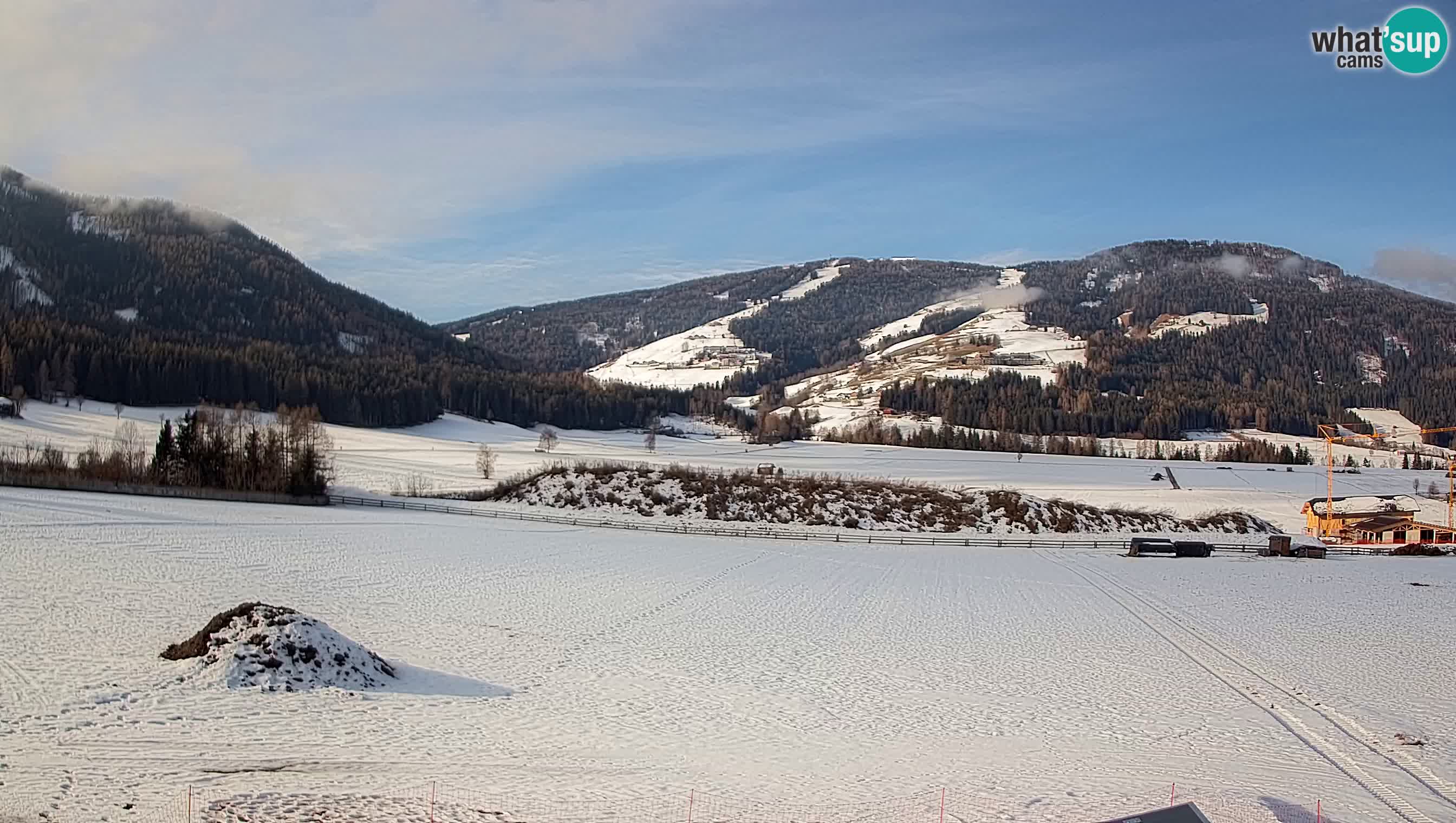 Webkamera Olang | Blick auf den Kronplatz von den Sottla Apartments