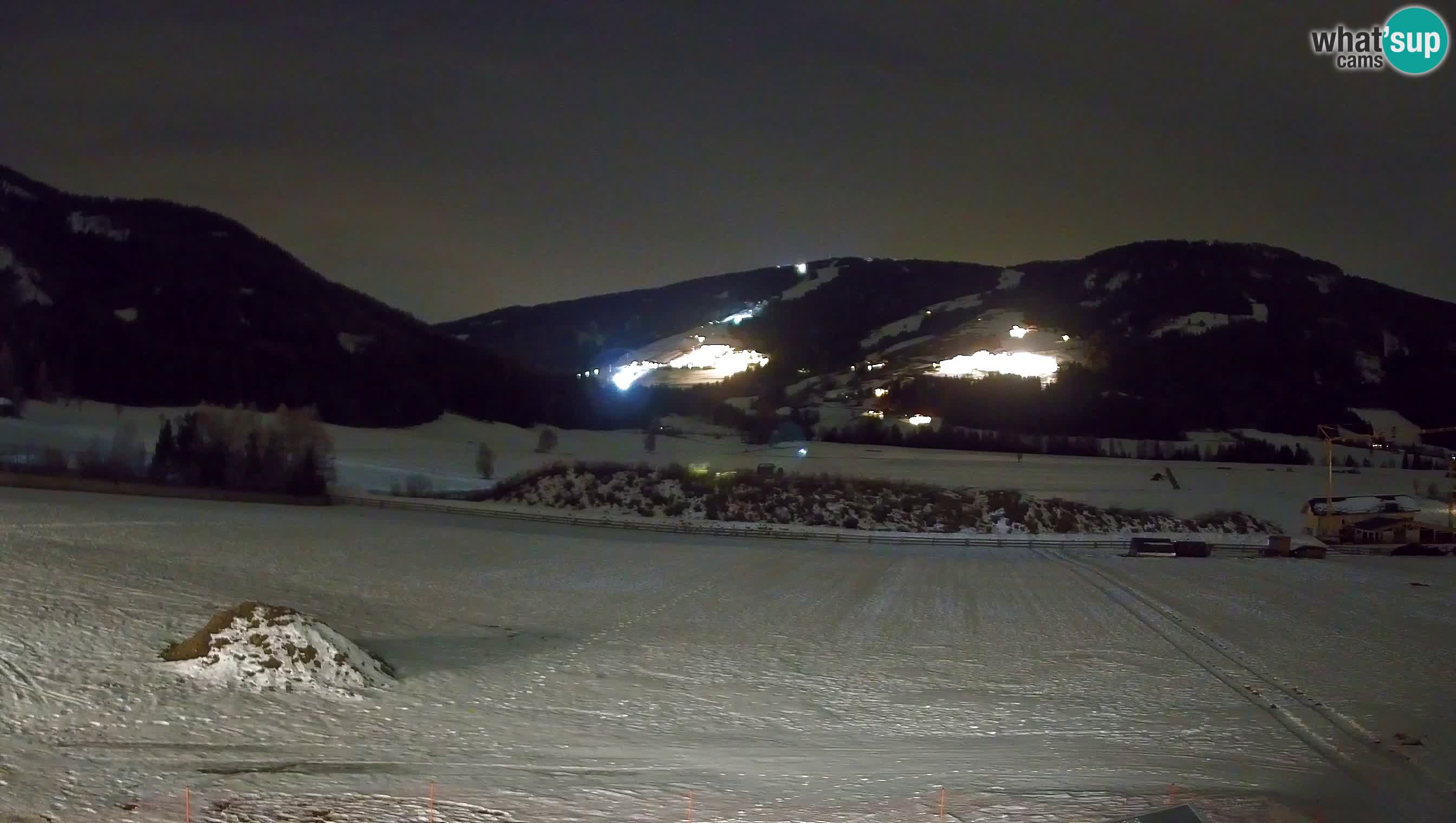 Webkamera Olang | Blick auf den Kronplatz von den Sottla Apartments