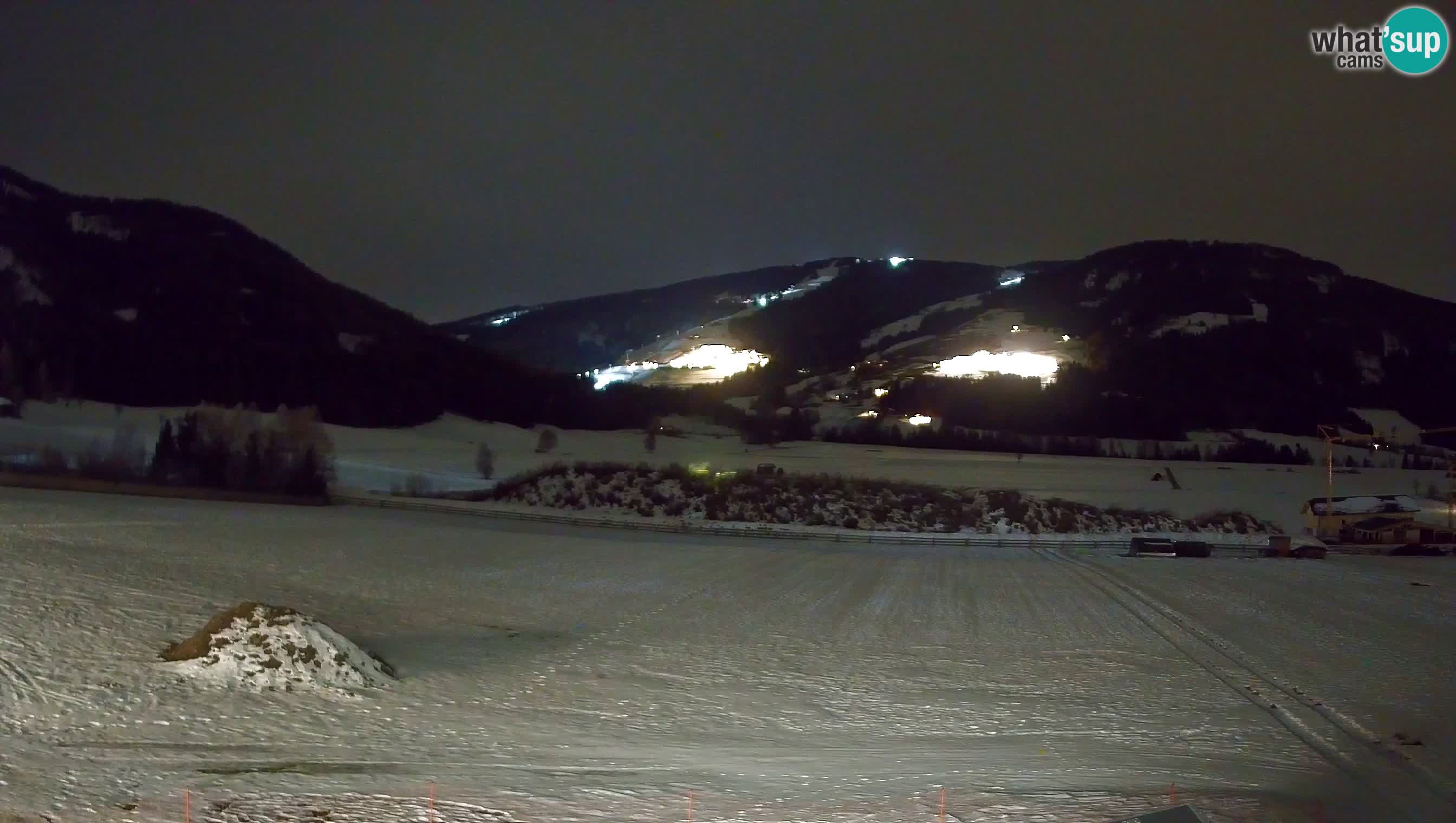 Webkamera Olang | Blick auf den Kronplatz von den Sottla Apartments