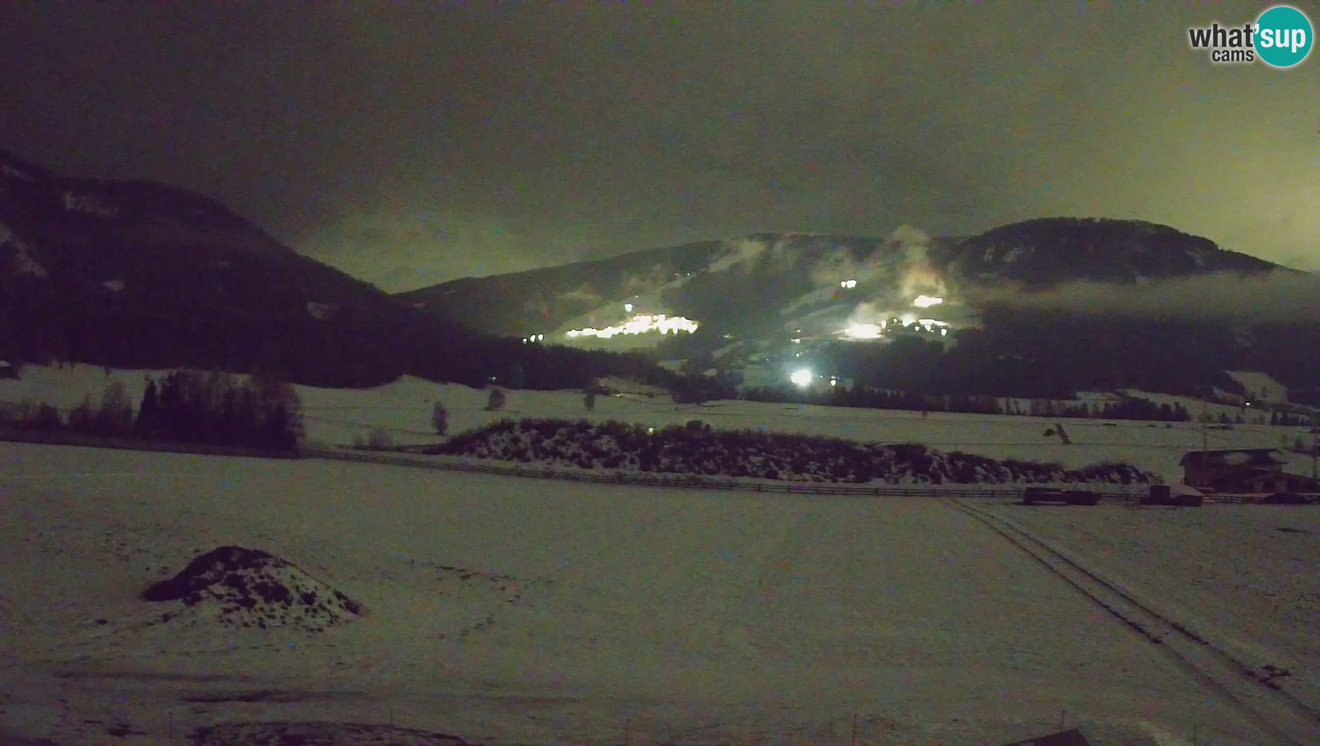 Webkamera Olang | Blick auf den Kronplatz von den Sottla Apartments