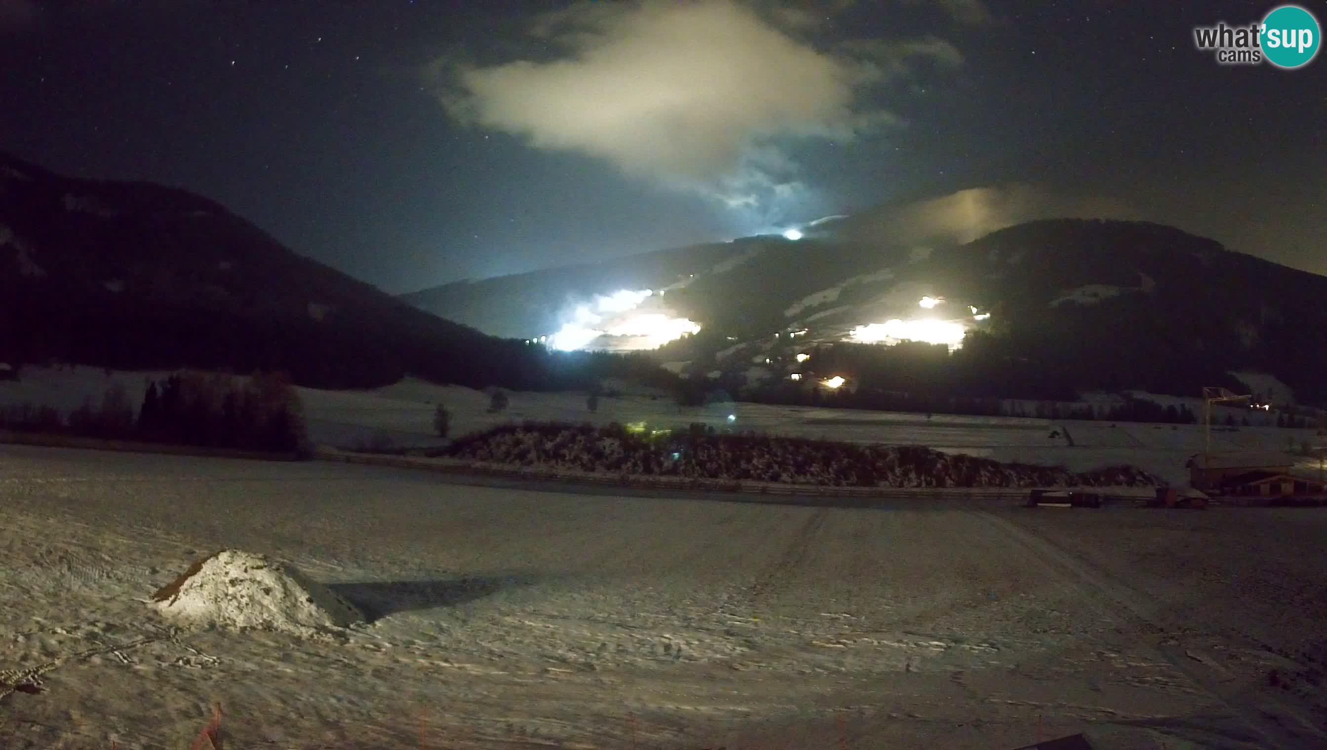 Webkamera Olang | Blick auf den Kronplatz von den Sottla Apartments