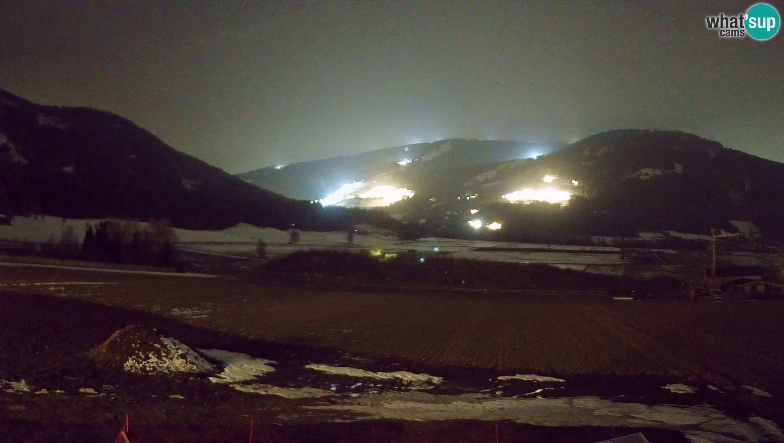 Webkamera Olang | Blick auf den Kronplatz von den Sottla Apartments