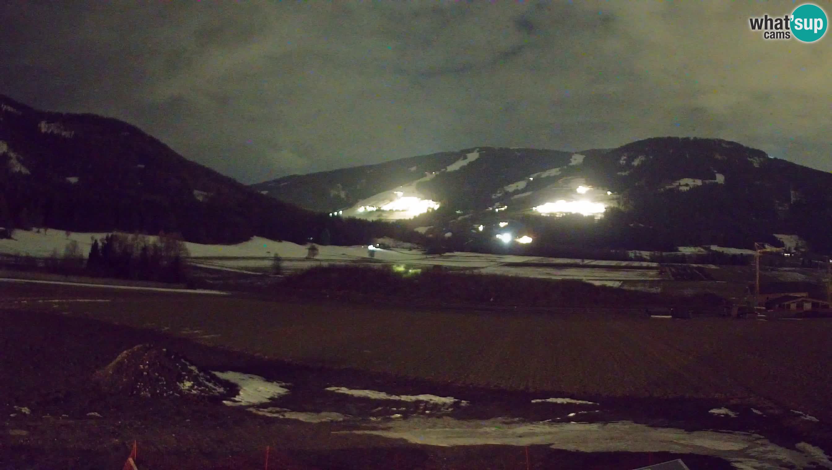 Webkamera Olang | Blick auf den Kronplatz von den Sottla Apartments