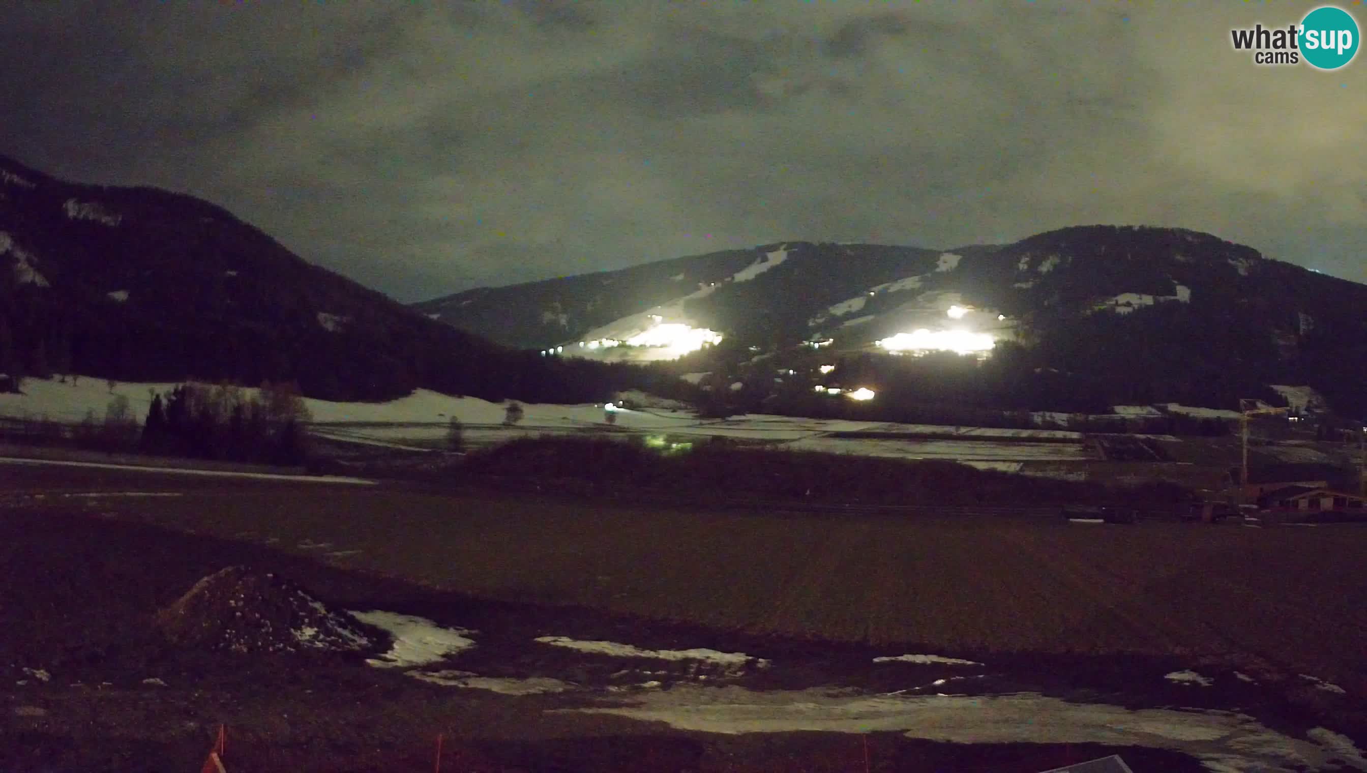 Webkamera Olang | Blick auf den Kronplatz von den Sottla Apartments