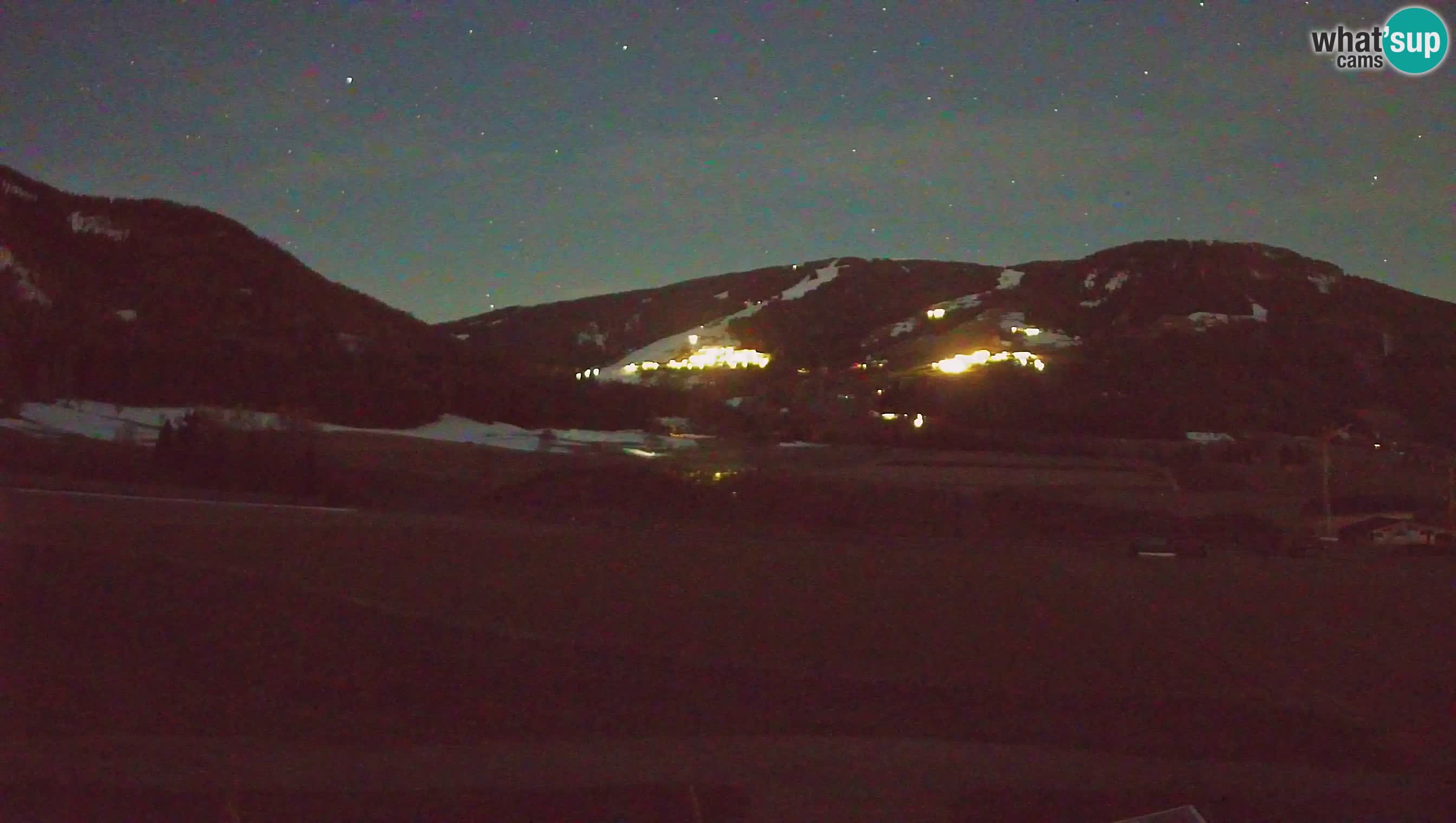 Webkamera Olang | Blick auf den Kronplatz von den Sottla Apartments